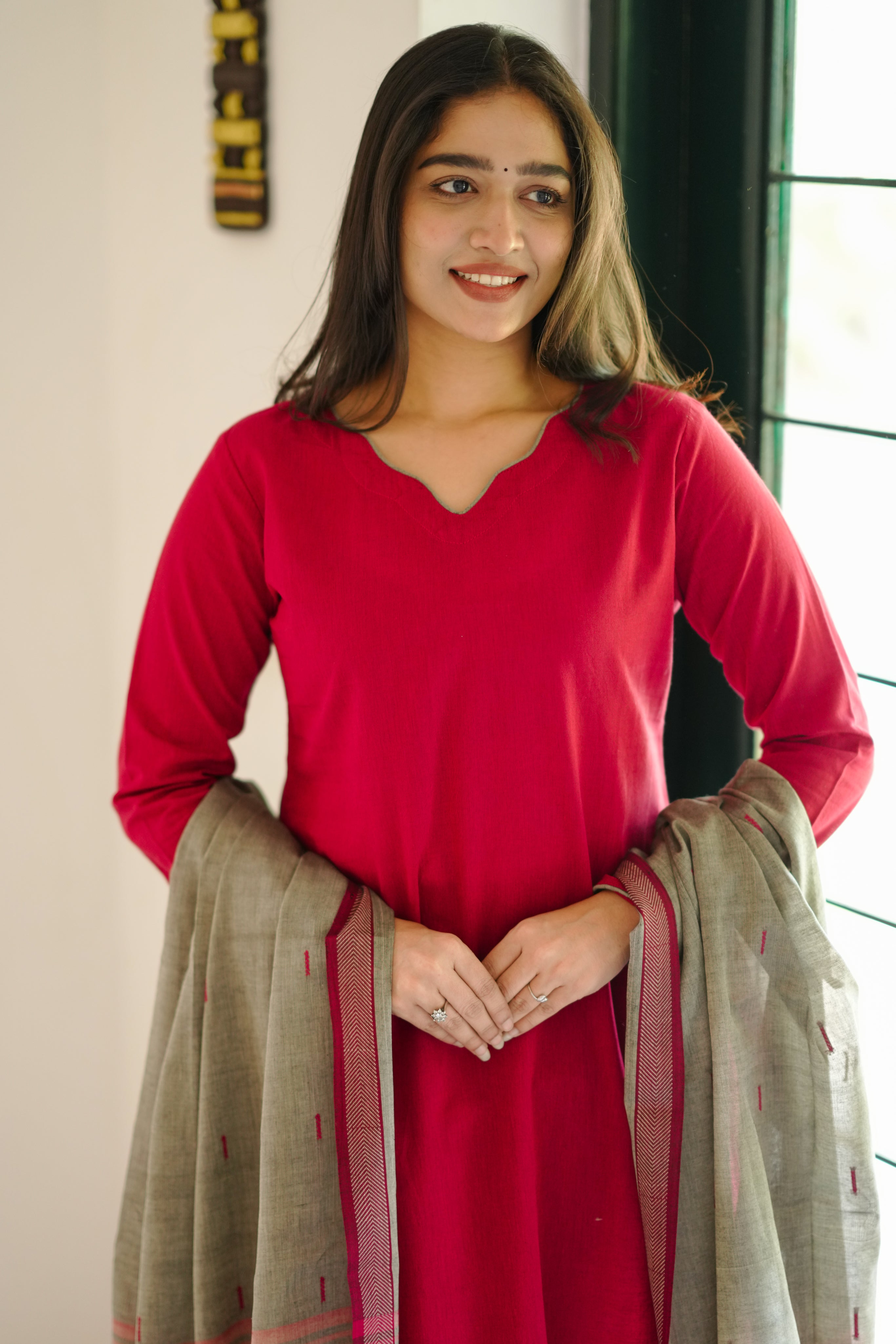 red cotton kurti for office
elegant office wear straight cut kurti
formal cotton kurti with side slit
professional kurti set with dupatta
simple cotton kurti for office