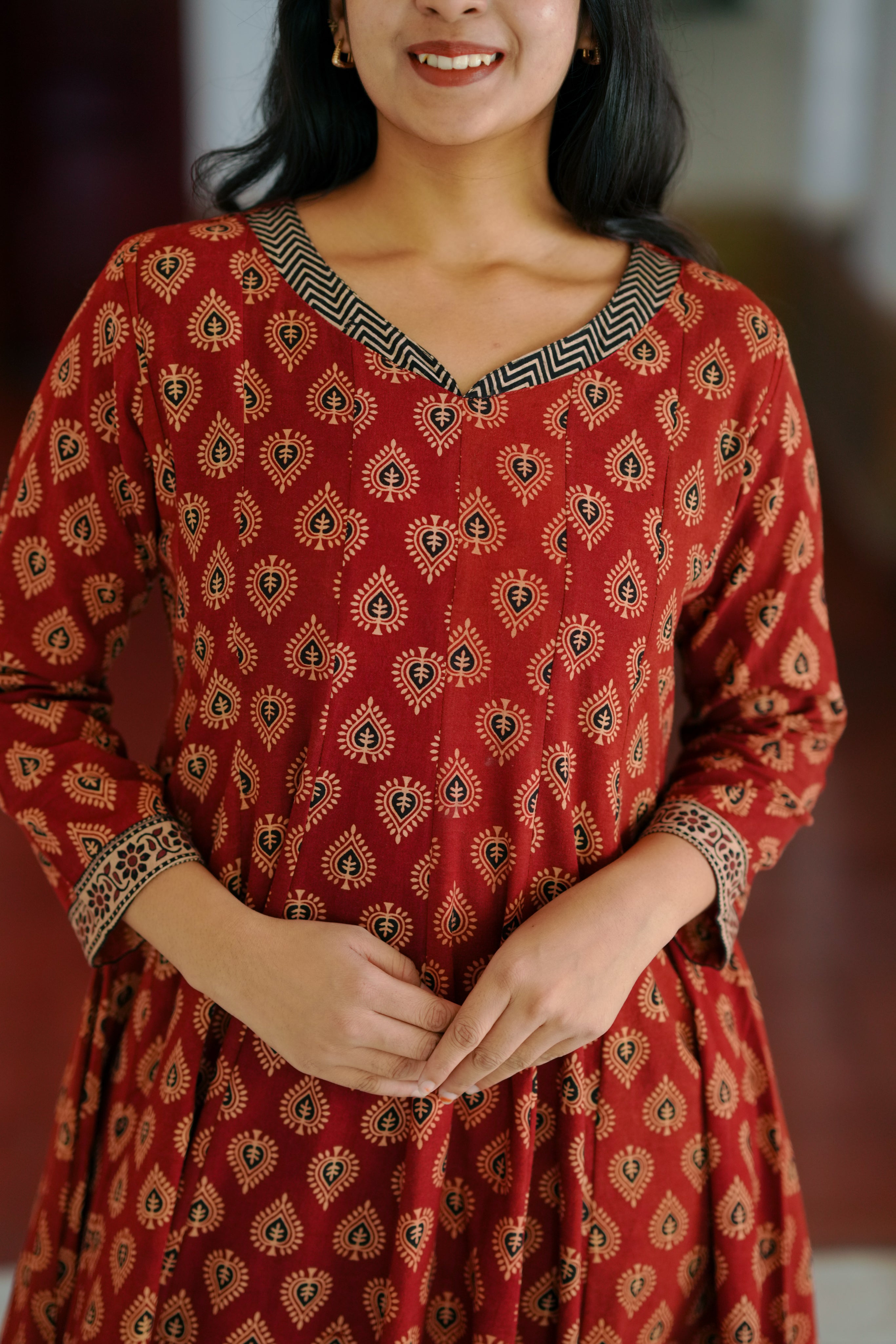 v neck kurti for women's