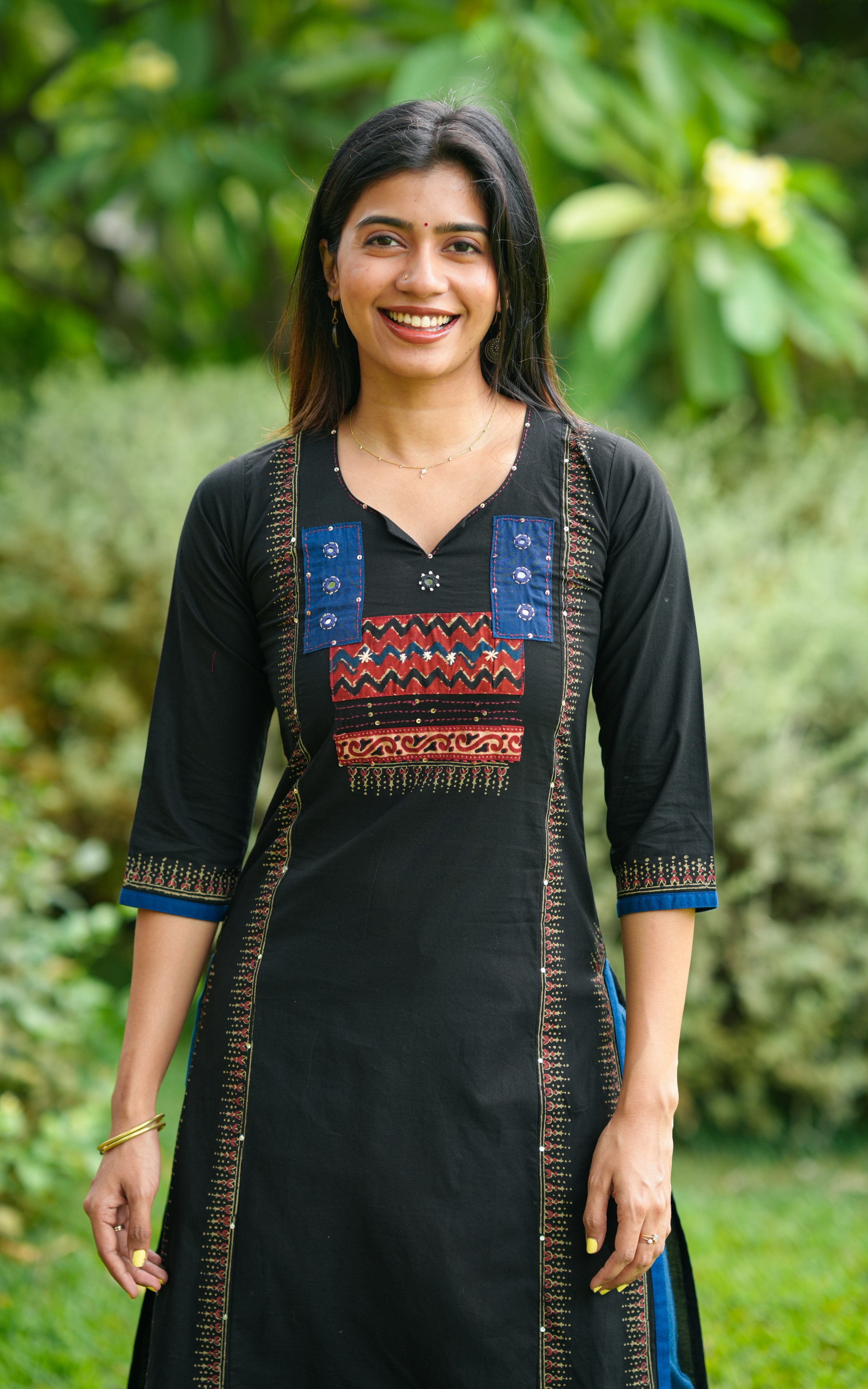 Black straight cut cotton kurti for women