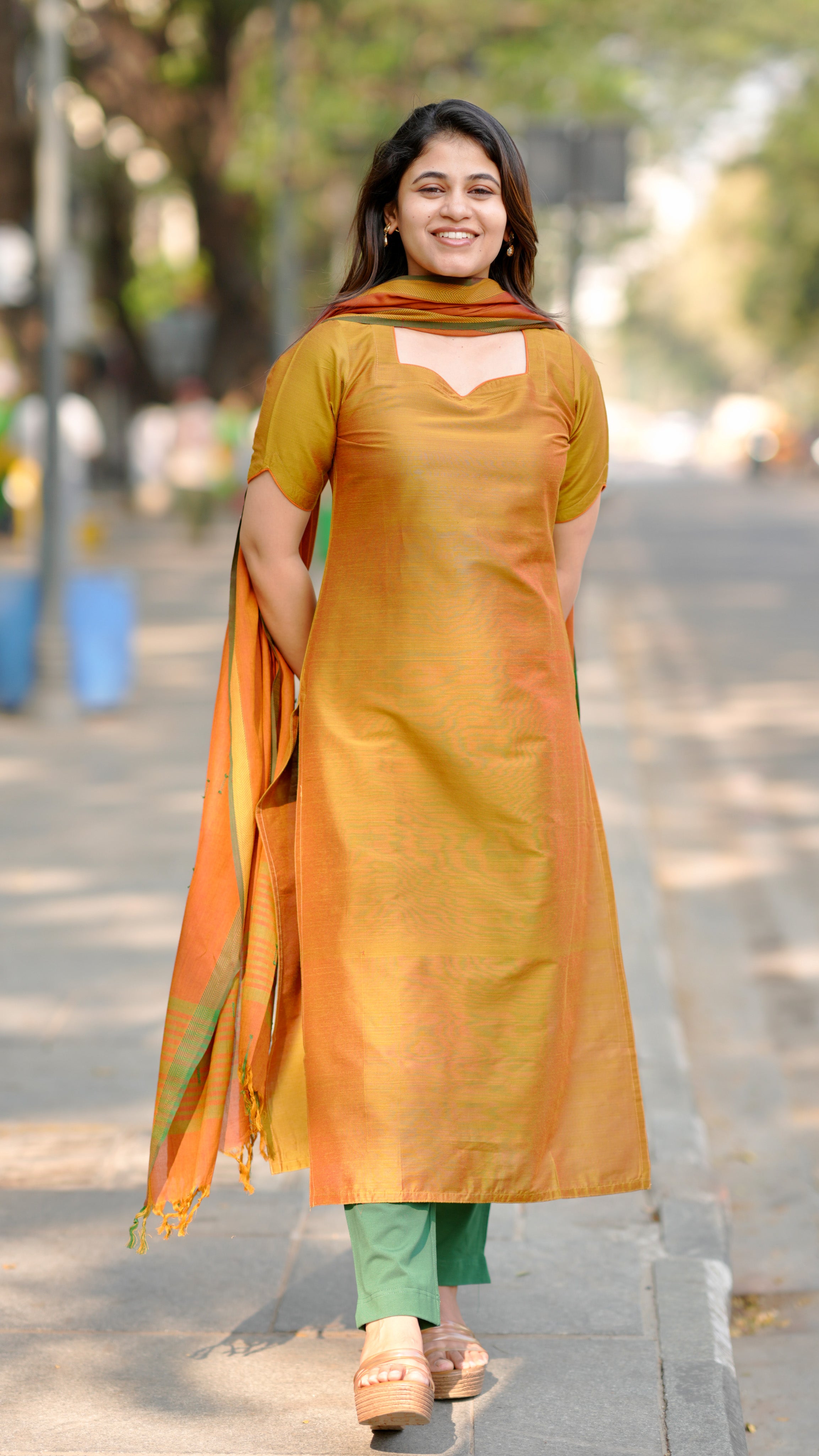 stylish silk cotton kurti for girls
trendy straight kurti with dupatta
modern silk cotton kurti
fashionable kurti for college wear