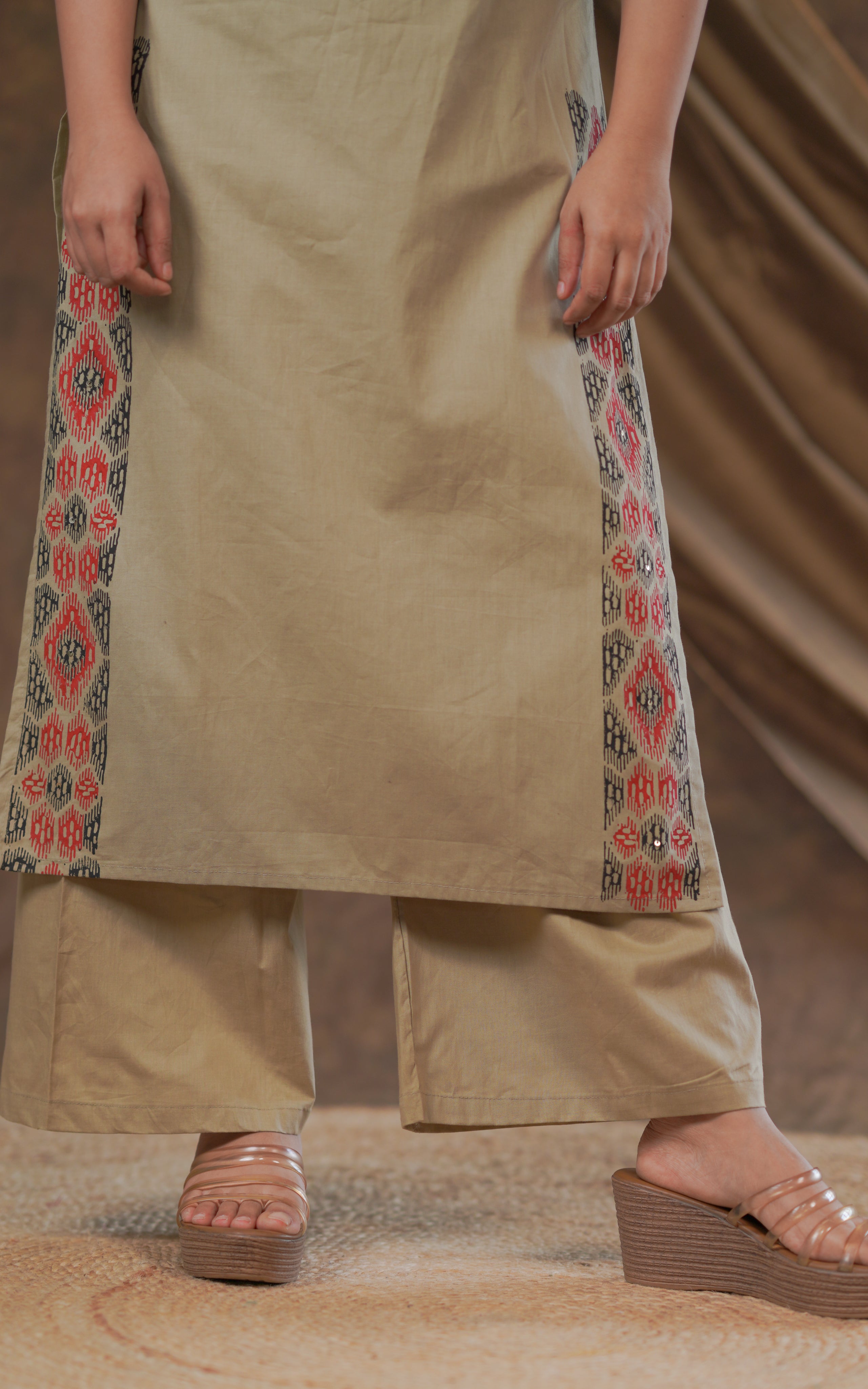 Poongovai Handblock (Kurti+Pant+Dupatta)