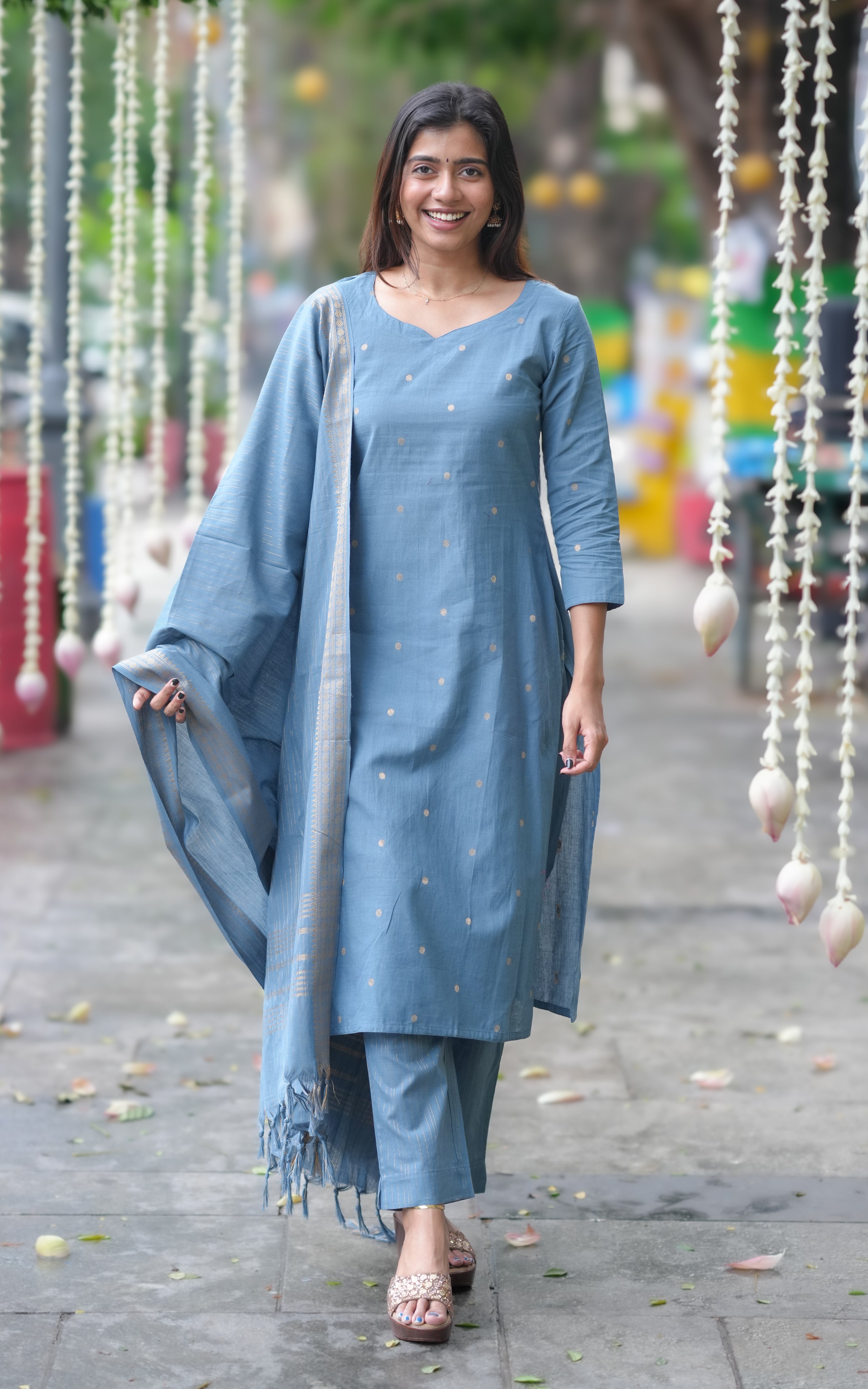 Elegant kurti style for women