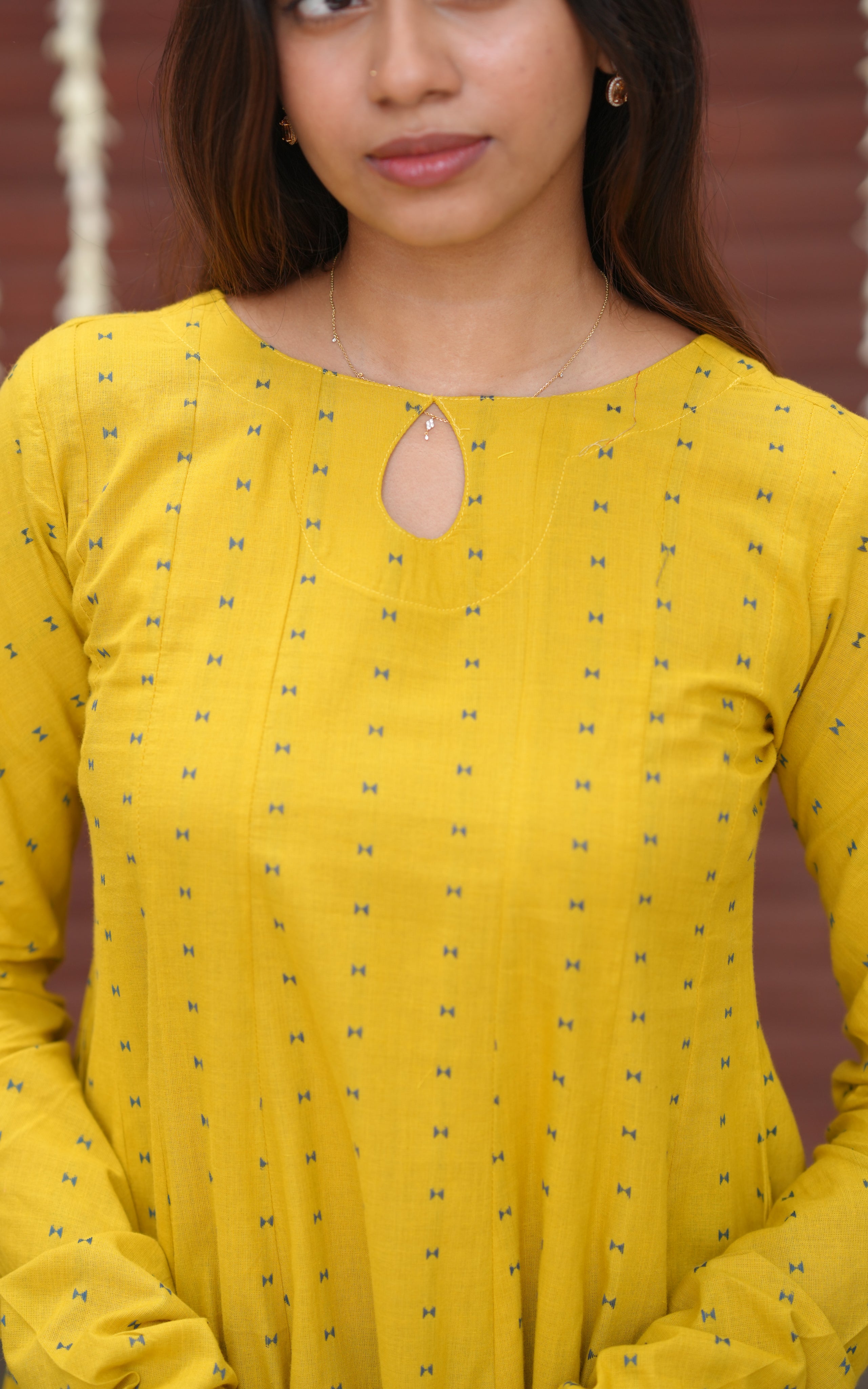 Gathered-sleeve Anarkali kurti
