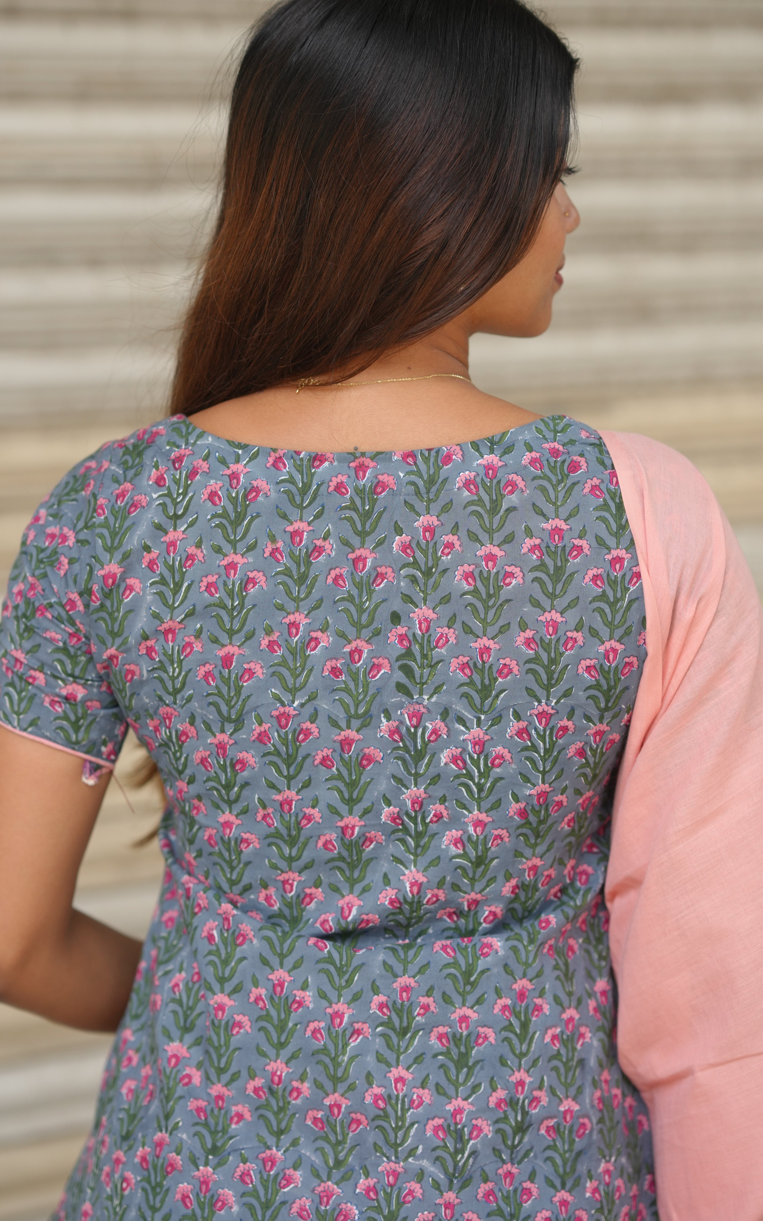 Elegant kurti style for women