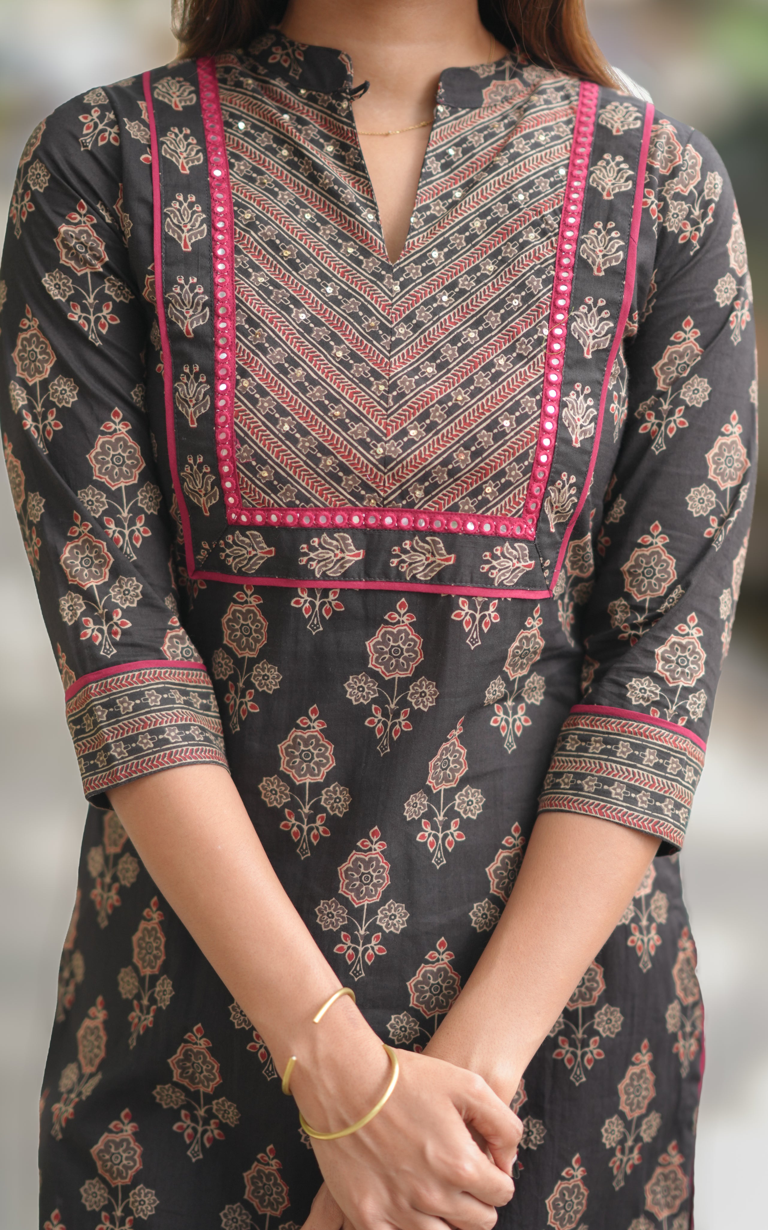 Elegant kurti style for women