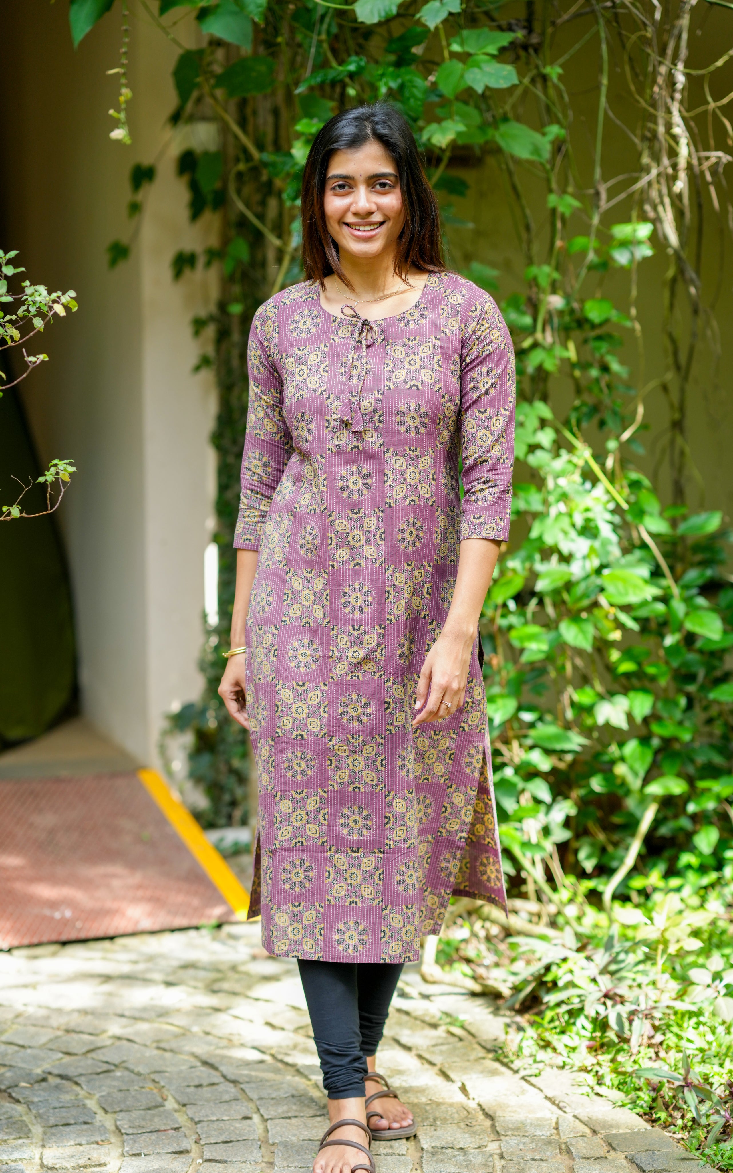 Instore – Varthini Plum Cotton Handblock Printed Straight Cut Kurti with Side Slit – Women's Ethnic Wear