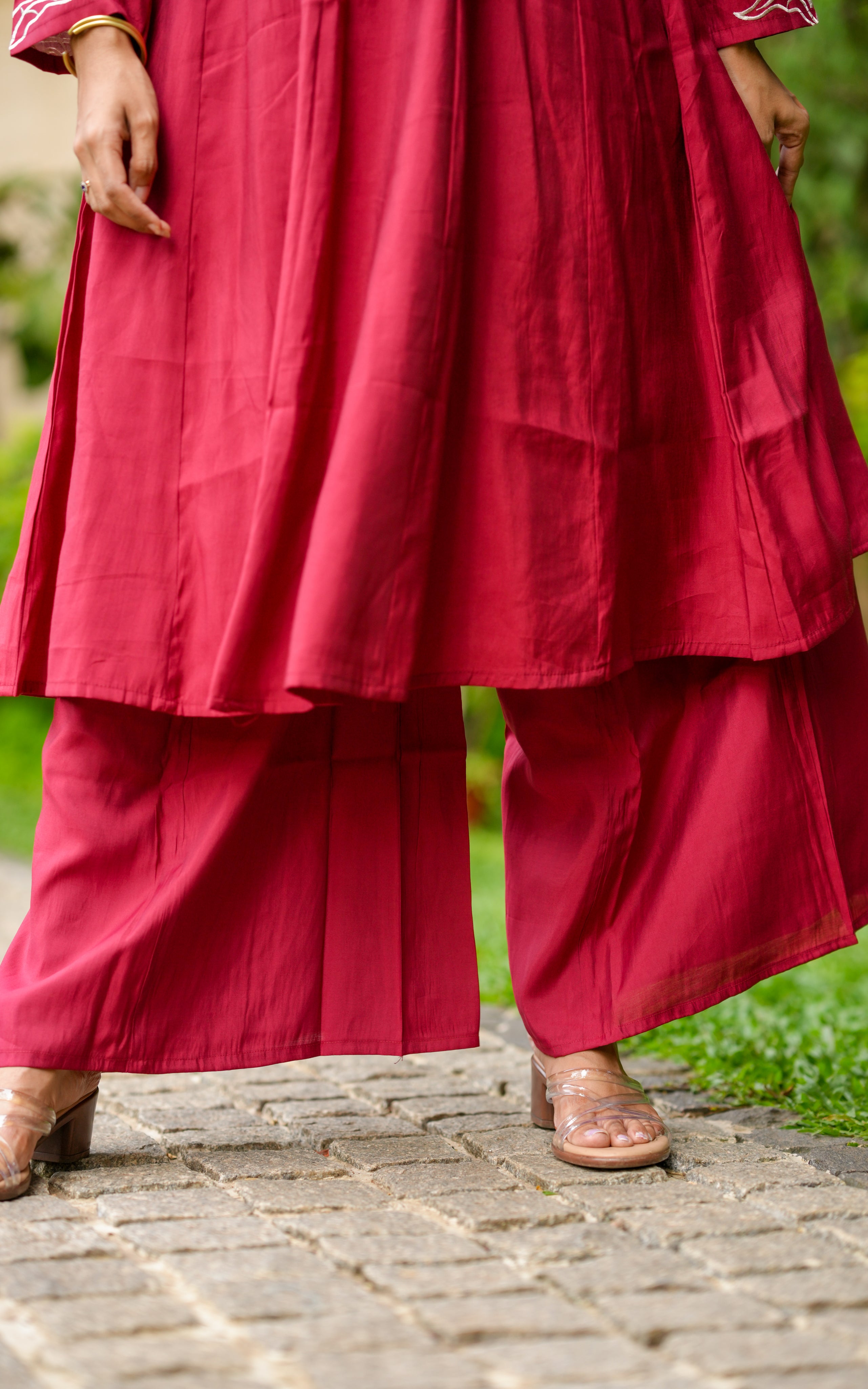 Simple ethnic wear