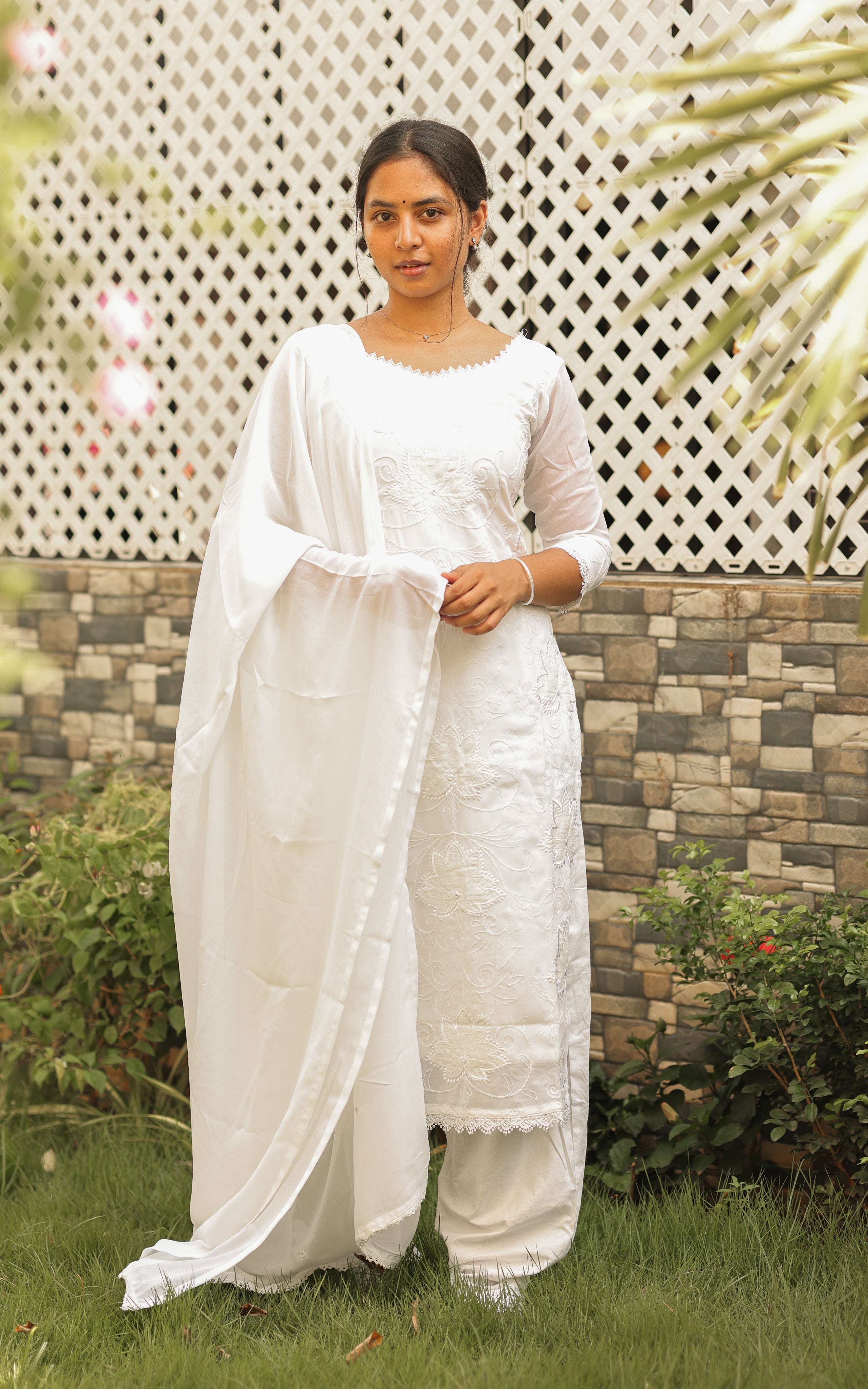 Aishu kurti design – Sillunu Oru Kadhal movie look, traditional wear for women