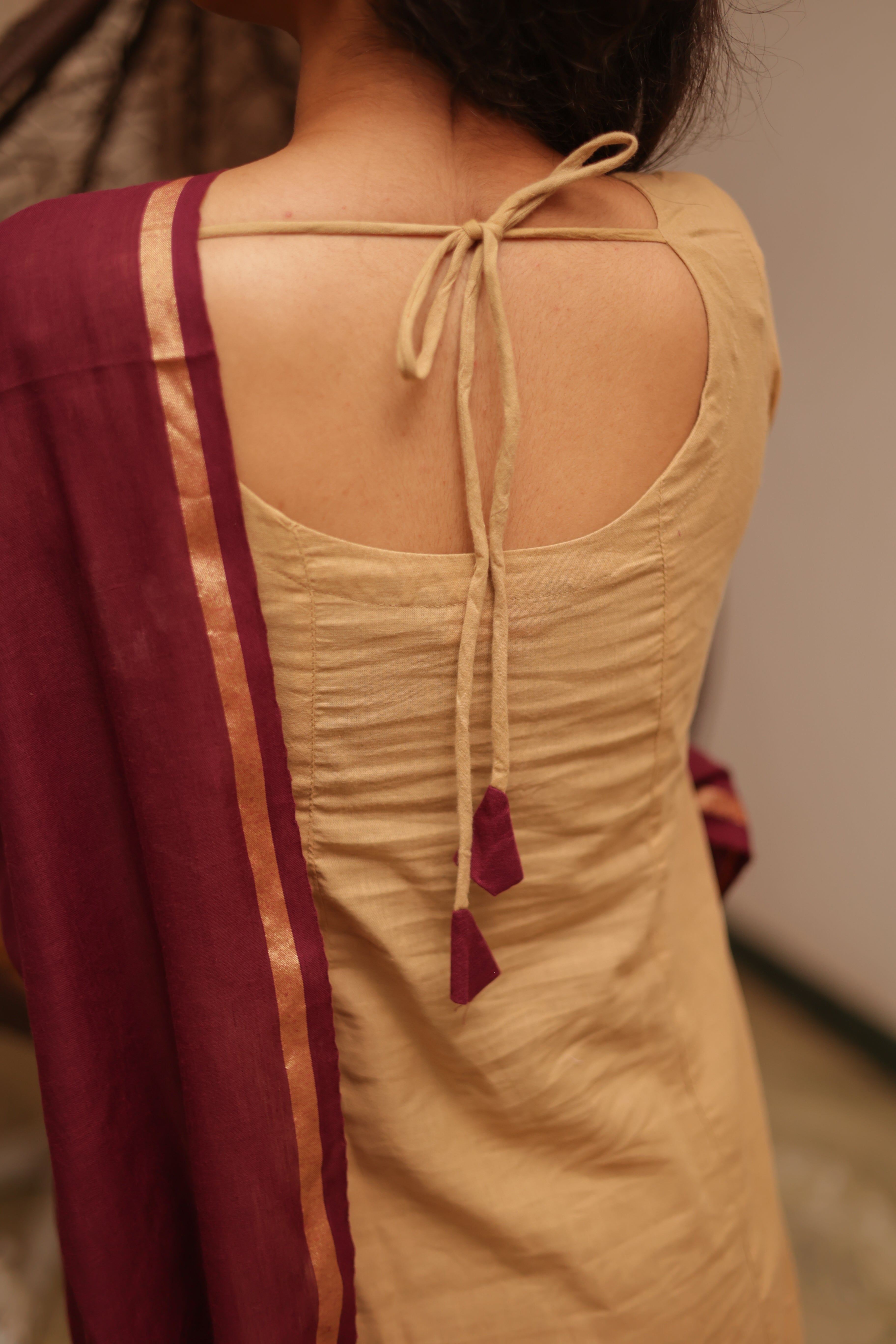 It’s a great choice for anyone looking for a sophisticated yet trendy Bollywood-inspired look