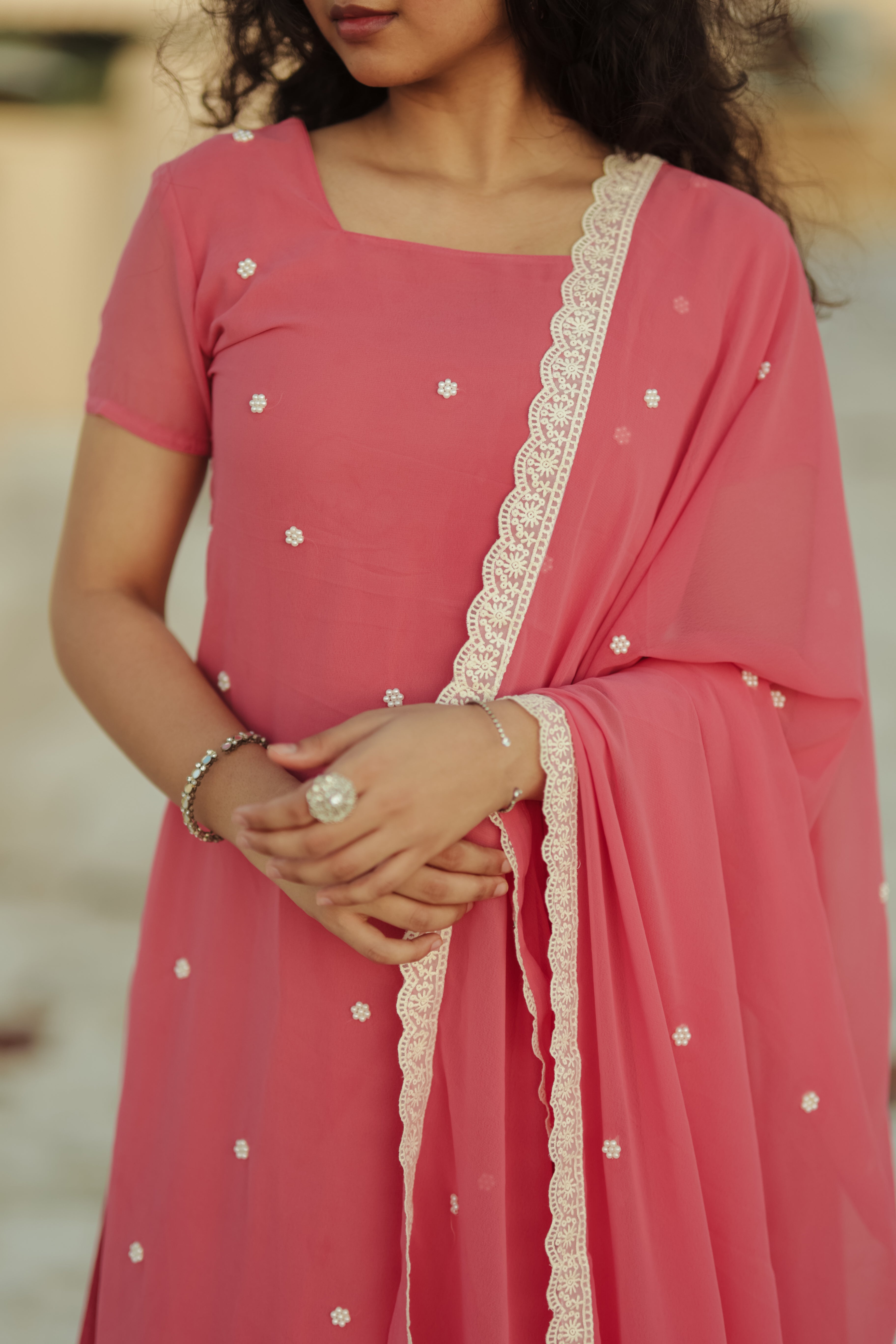 sneha's beautiful outfits from vasool raja mbbs