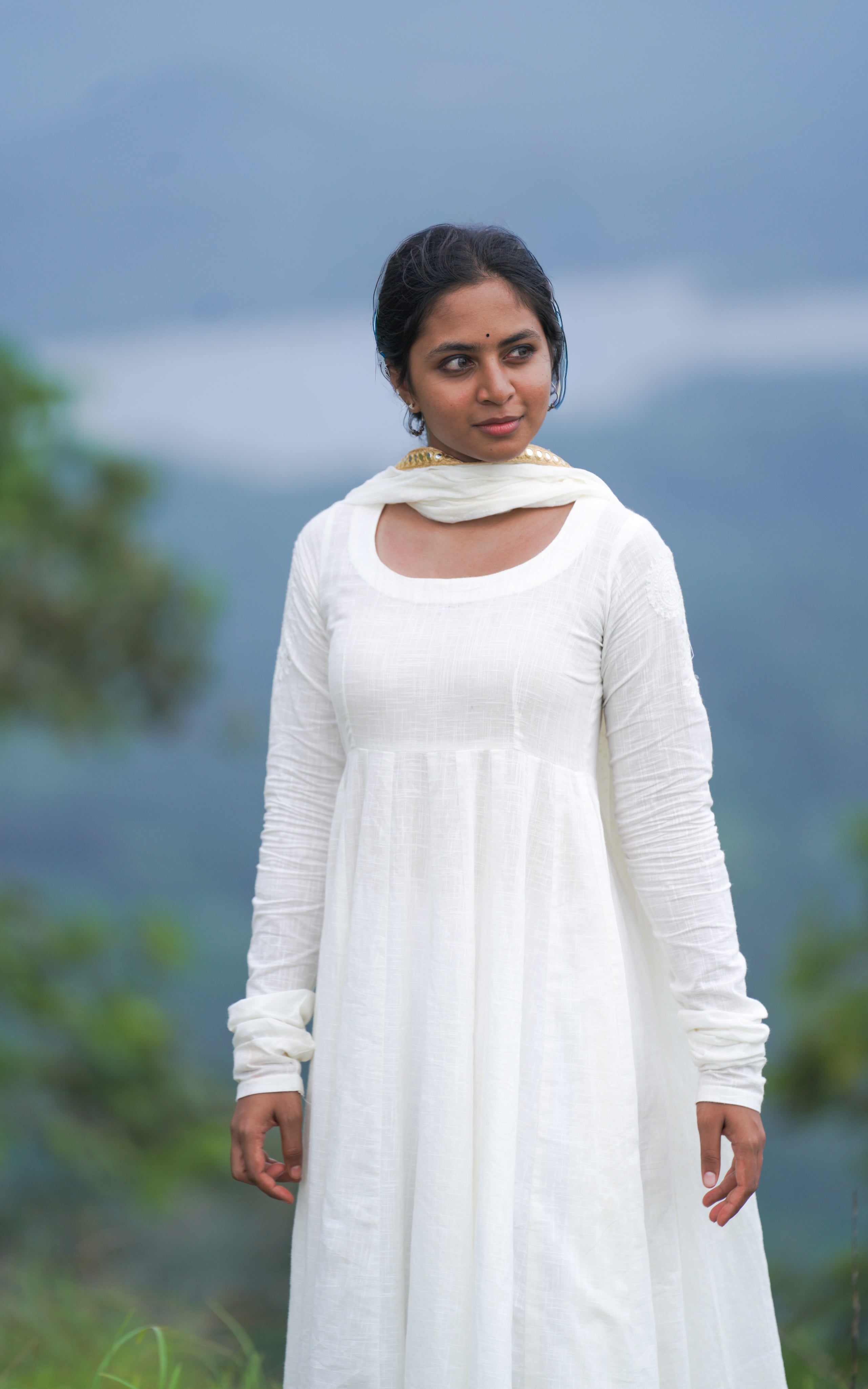 Raavanan Climax White (Kurti+Dupatta)