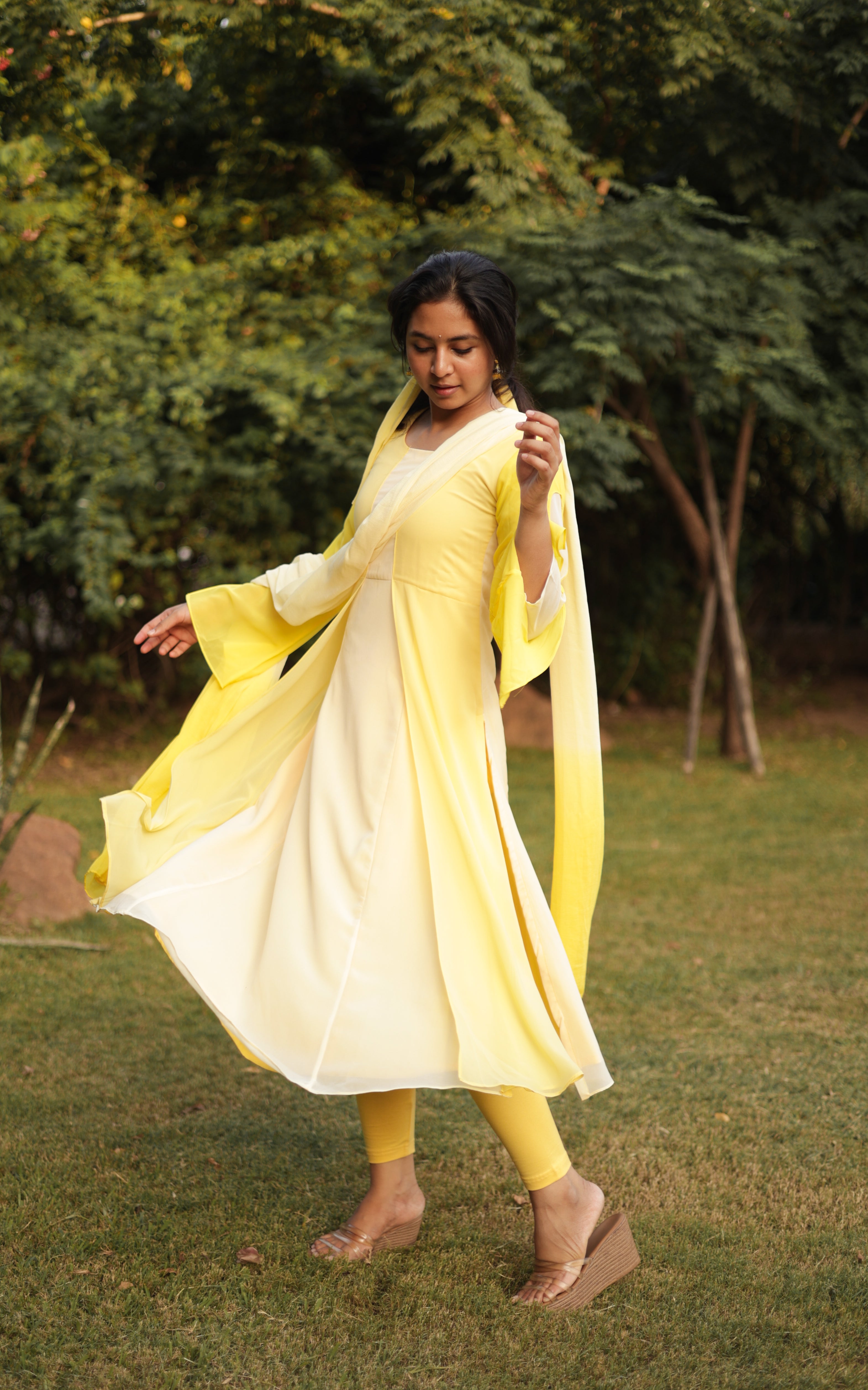 Munbe Vaa Yellow (Kurti+Dupatta) KURTIS instore