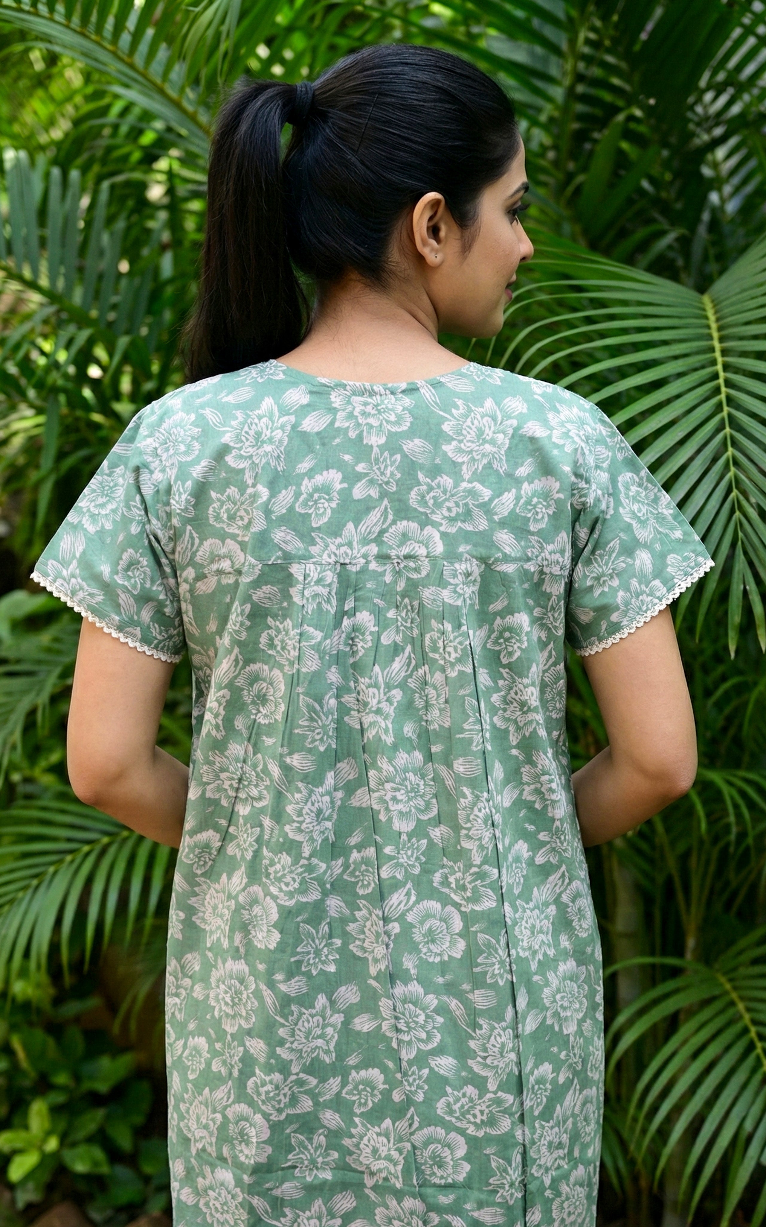 Comfortable printed cotton nighty for women