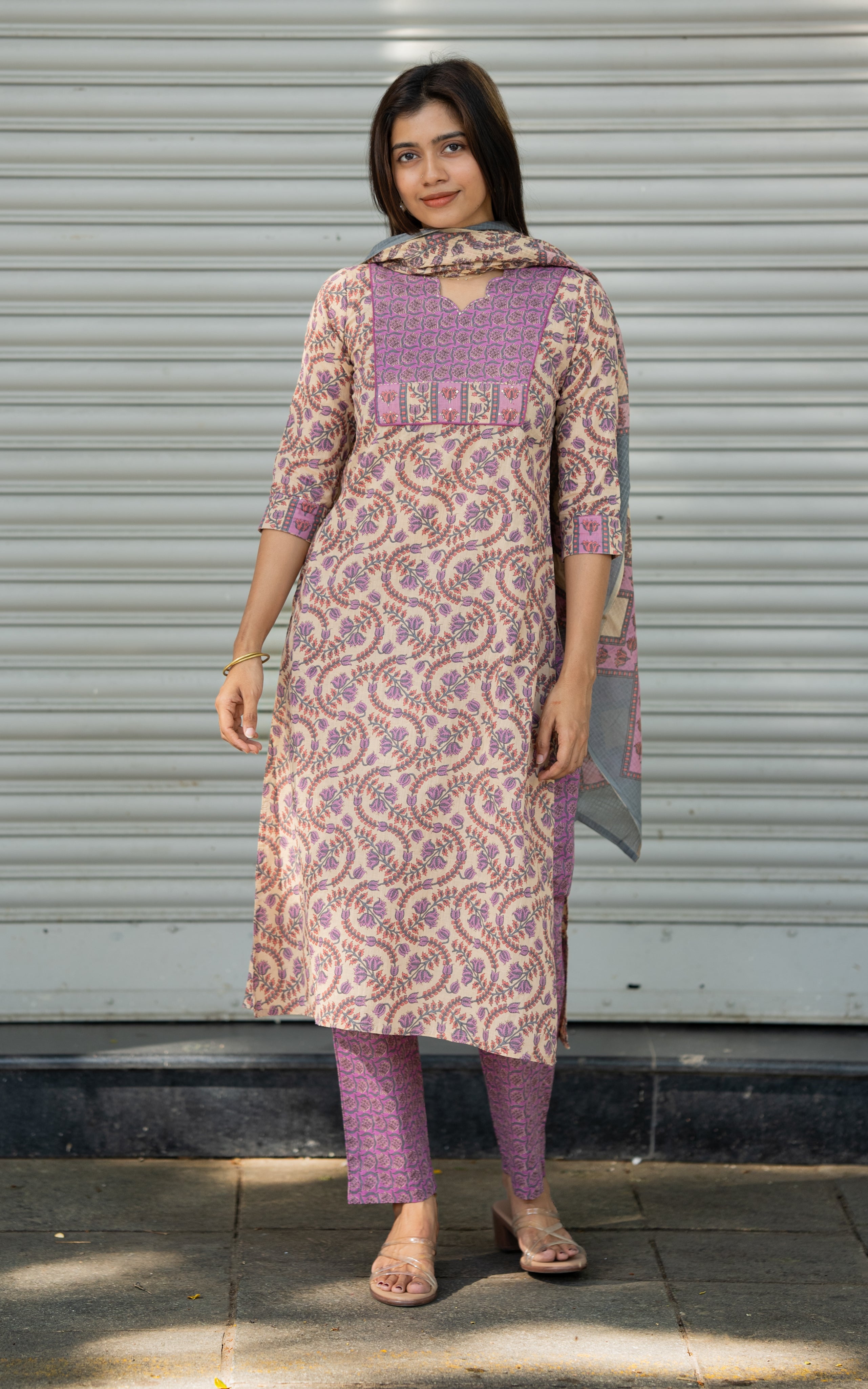 Jenisha C (Kurti+Pant+Dupatta)
