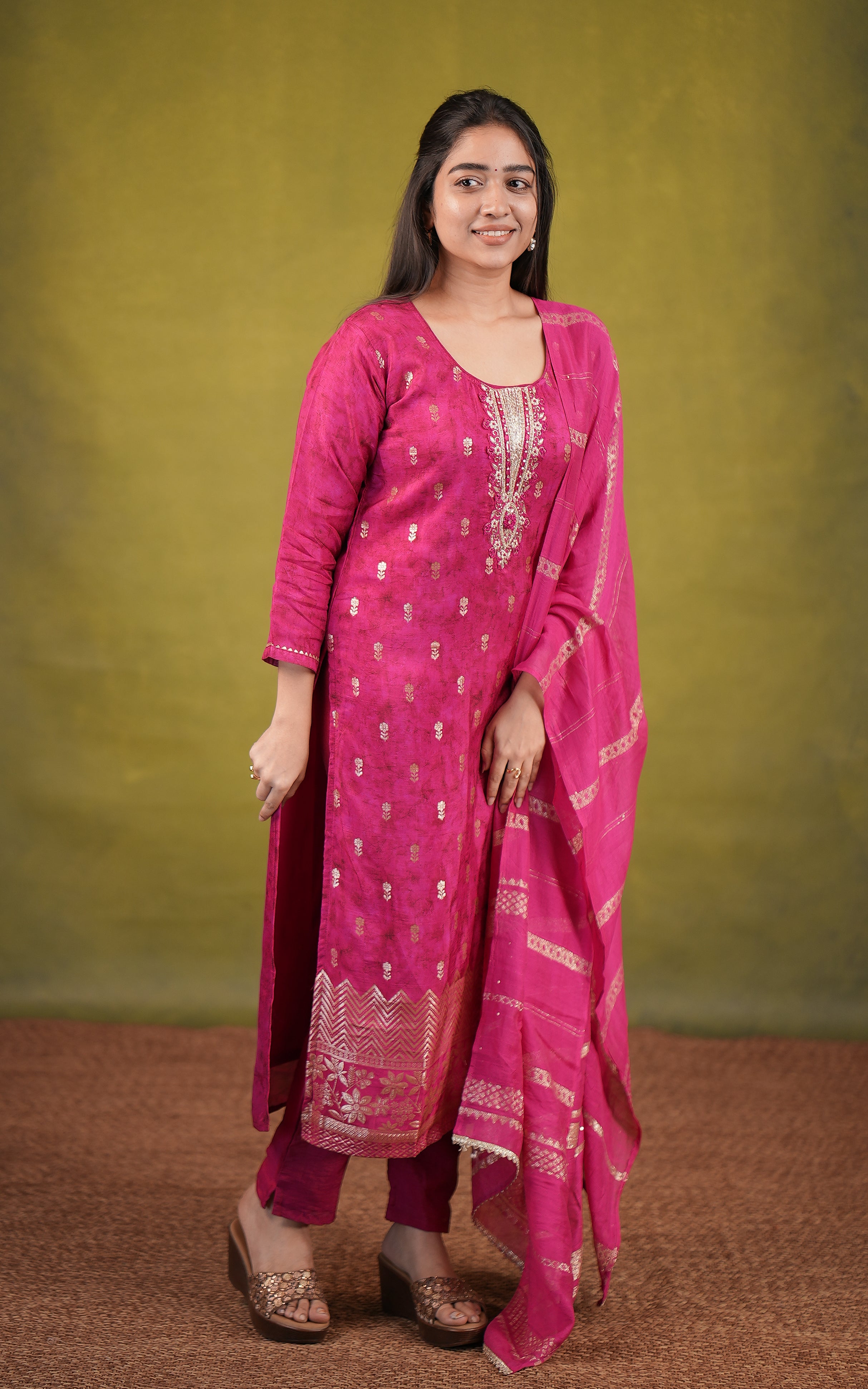 Instore-Reddish Pink Straight Cut Kurti with Pant & Dupatta