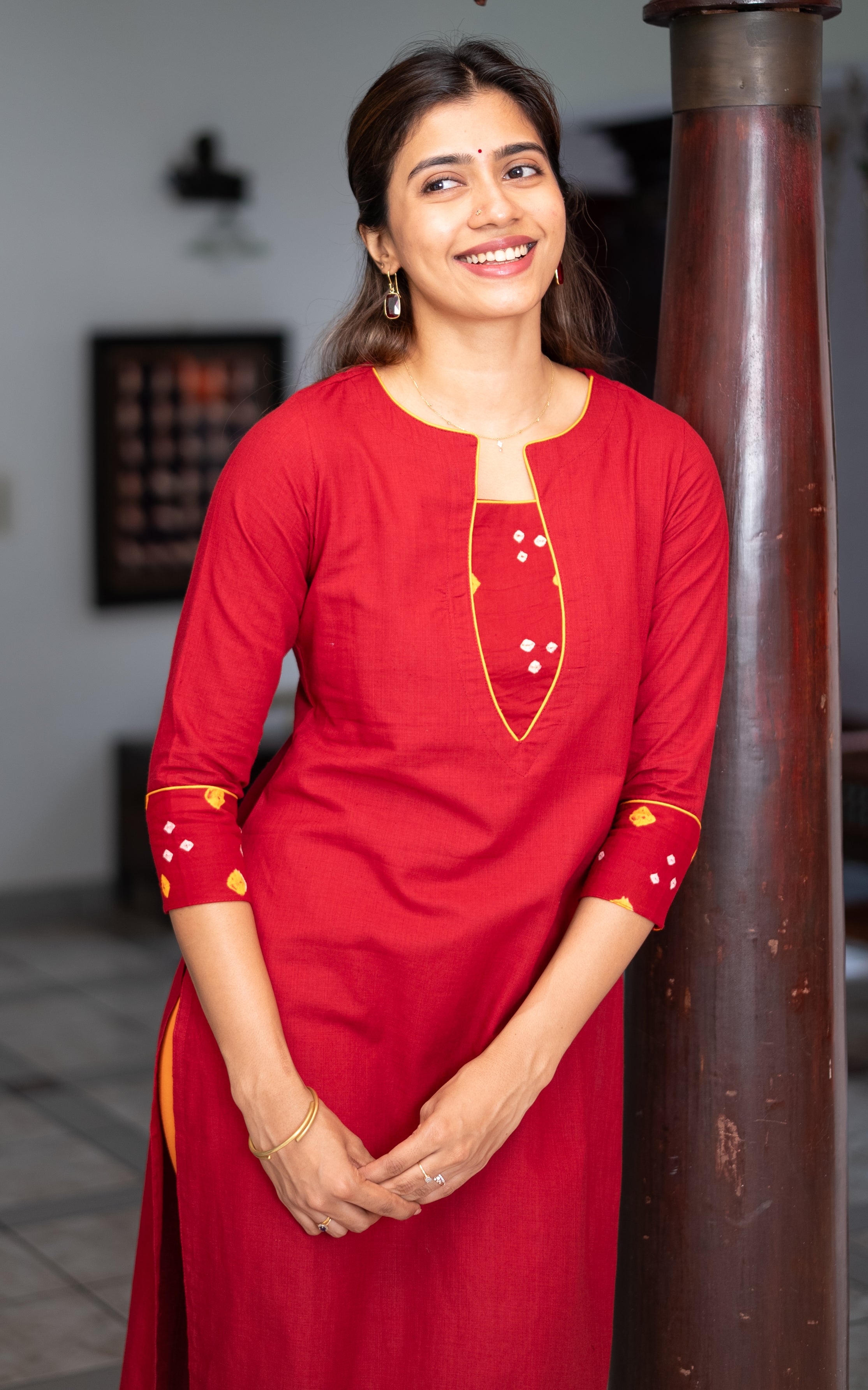 Kavinya Red