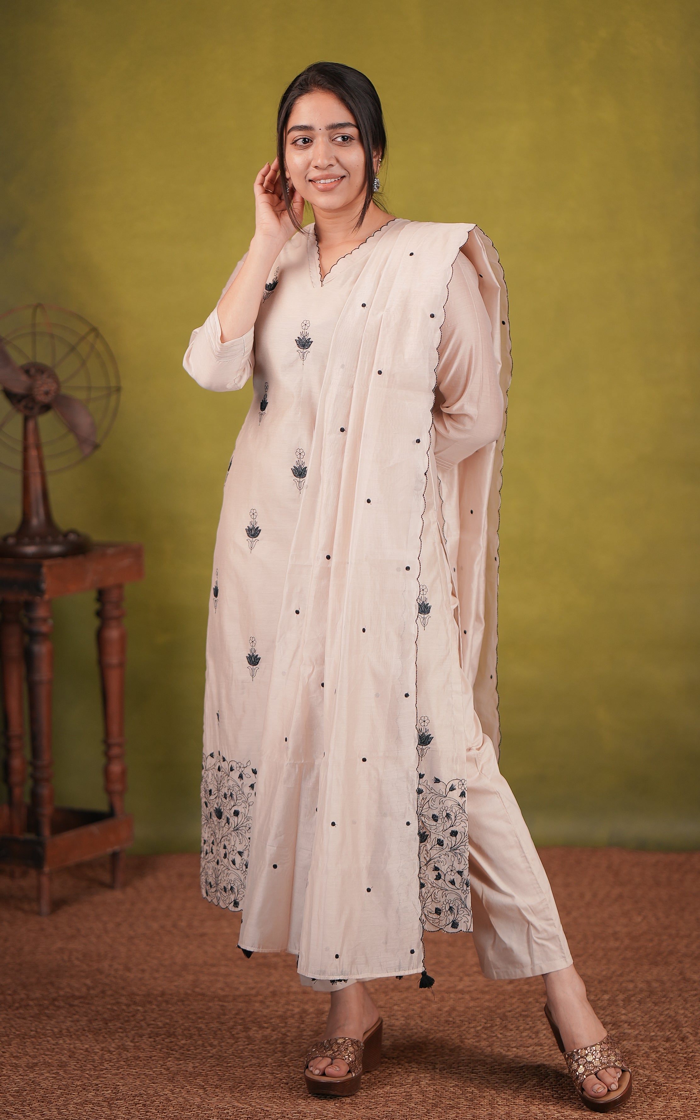 Dark off white art silk straight cut kurti set for women