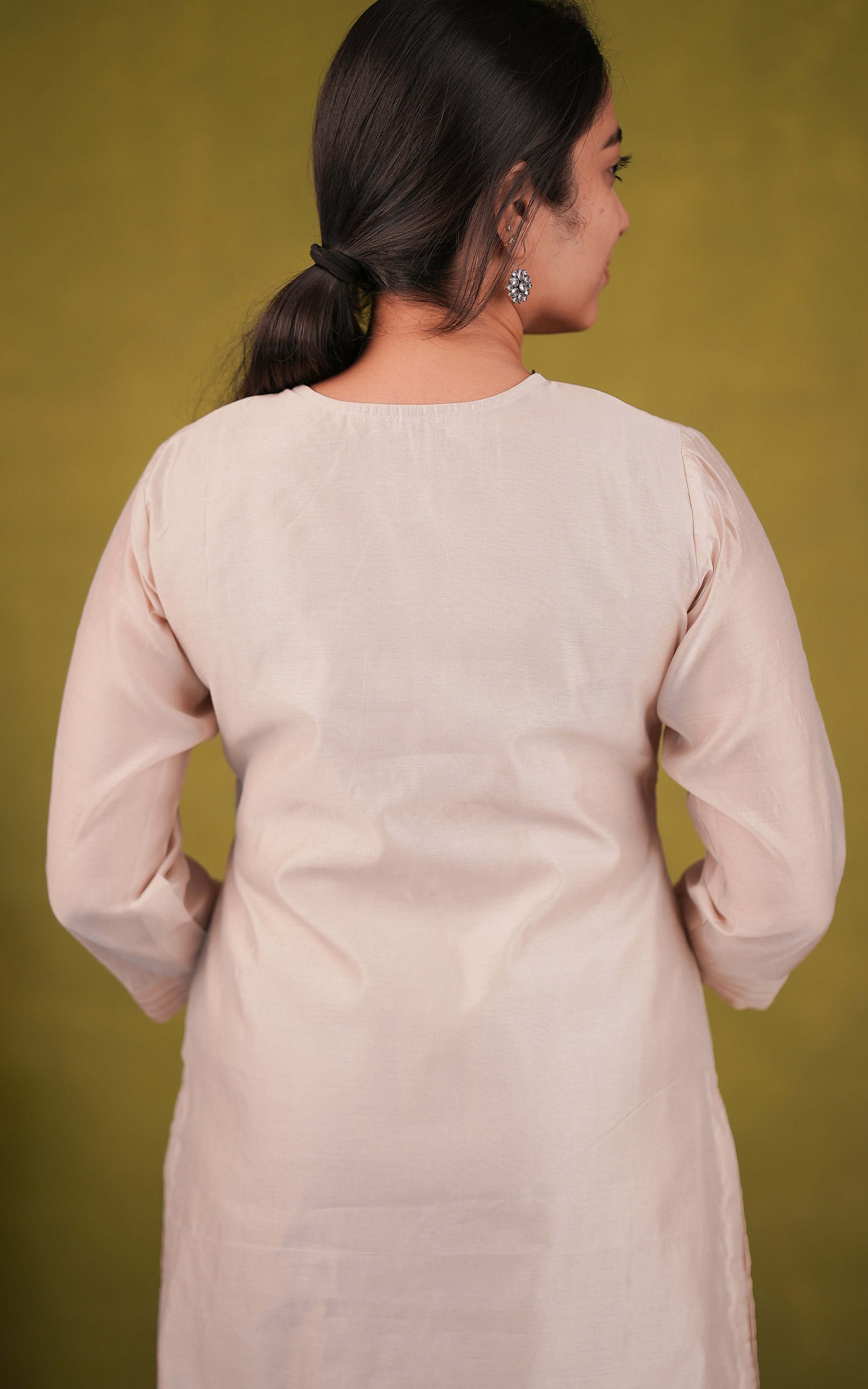 Art silk kurti with scalloped dupatta for women