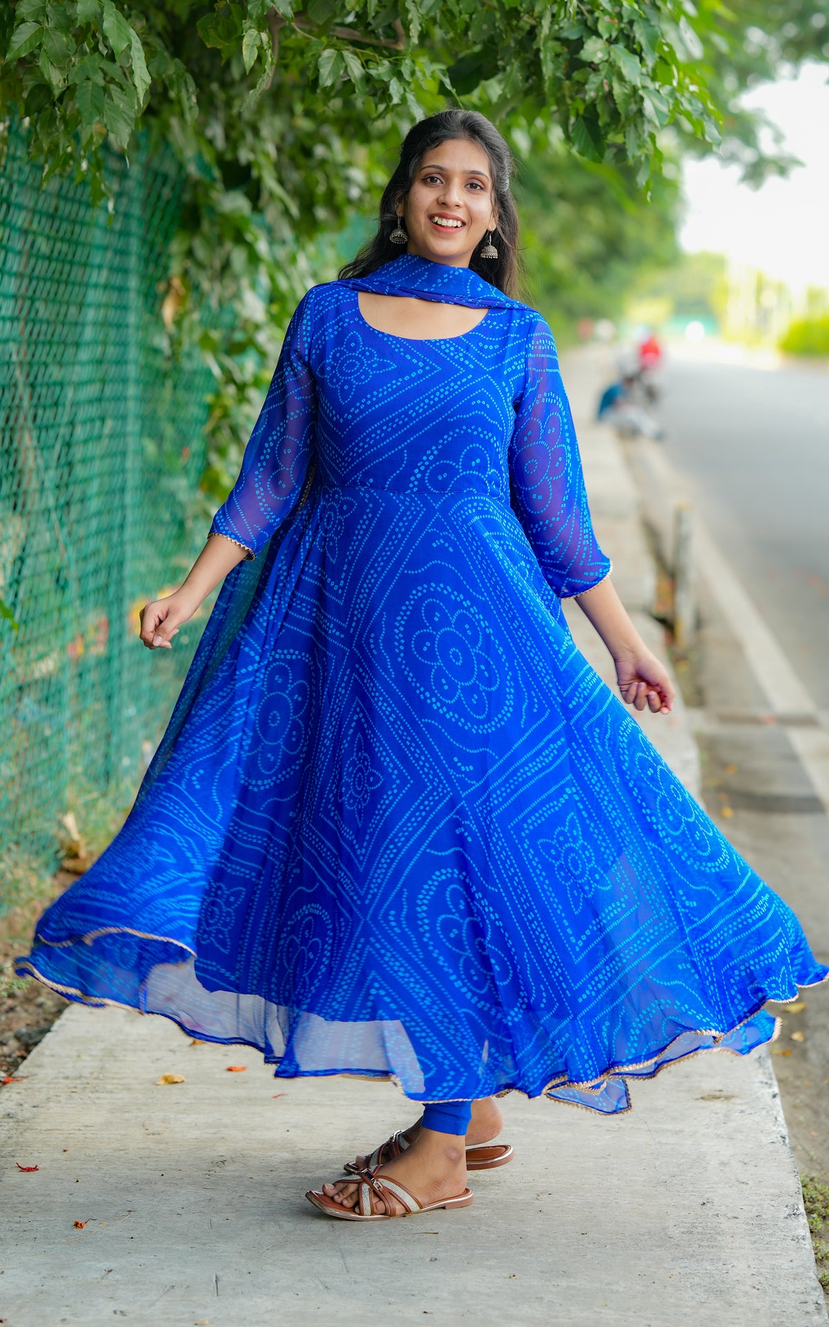 Pon Tharigai Royal Blue (Kurti+Dupatta)