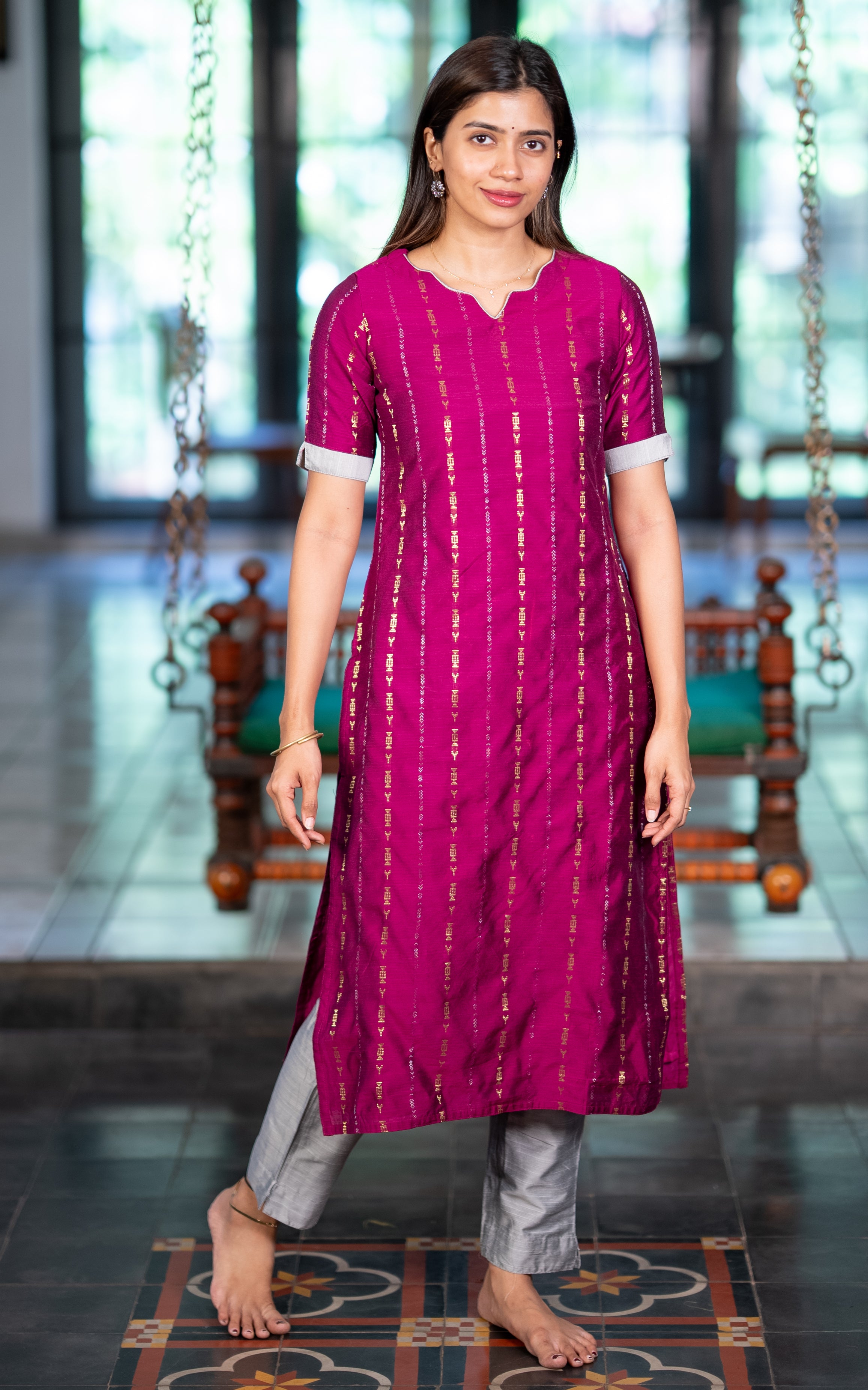 Instore – Magenta Dharmika Kurti Set for Women – Cotton – Casual Wear – Ethnic Wear