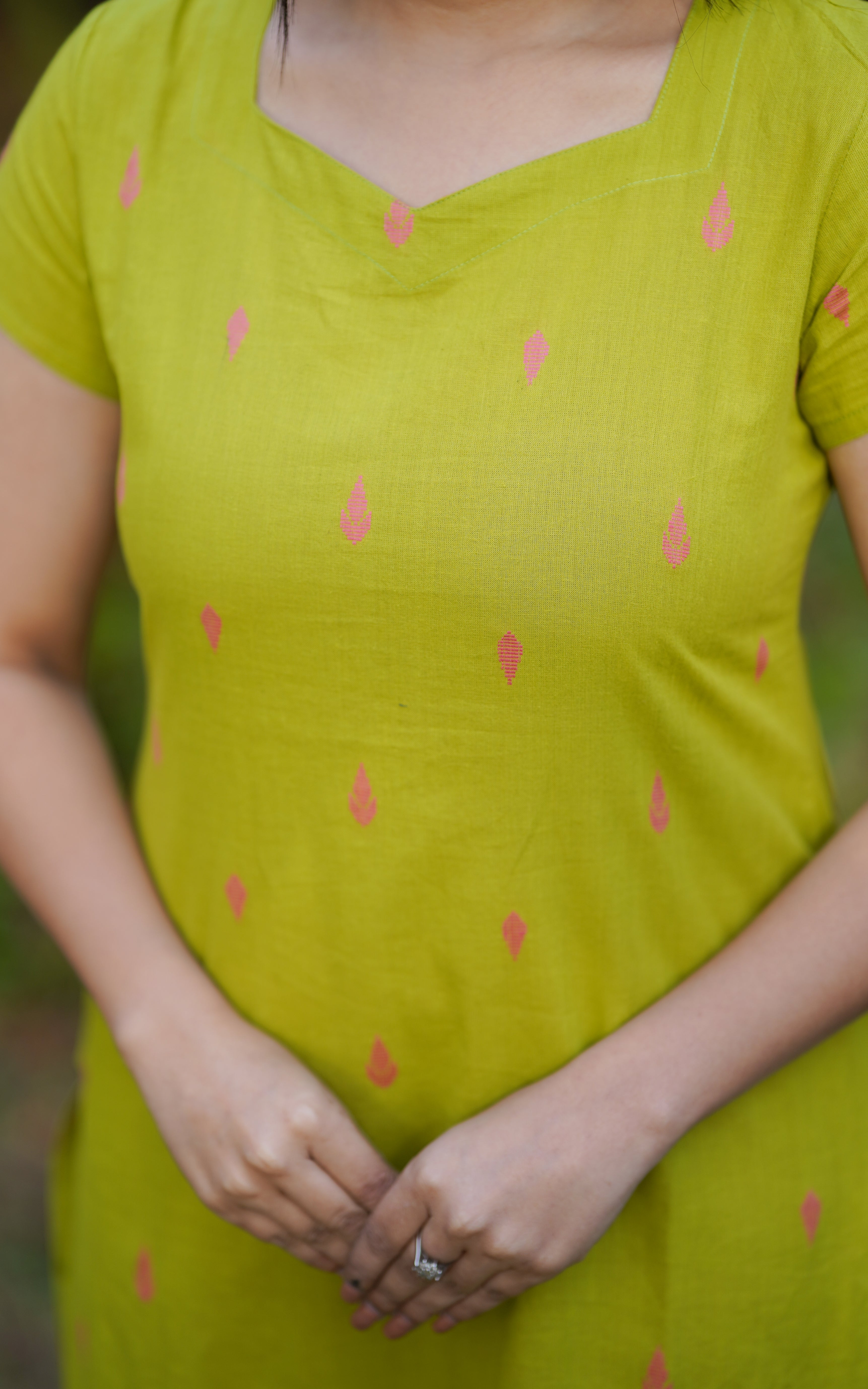 short sleeves lime green with pink minimal print