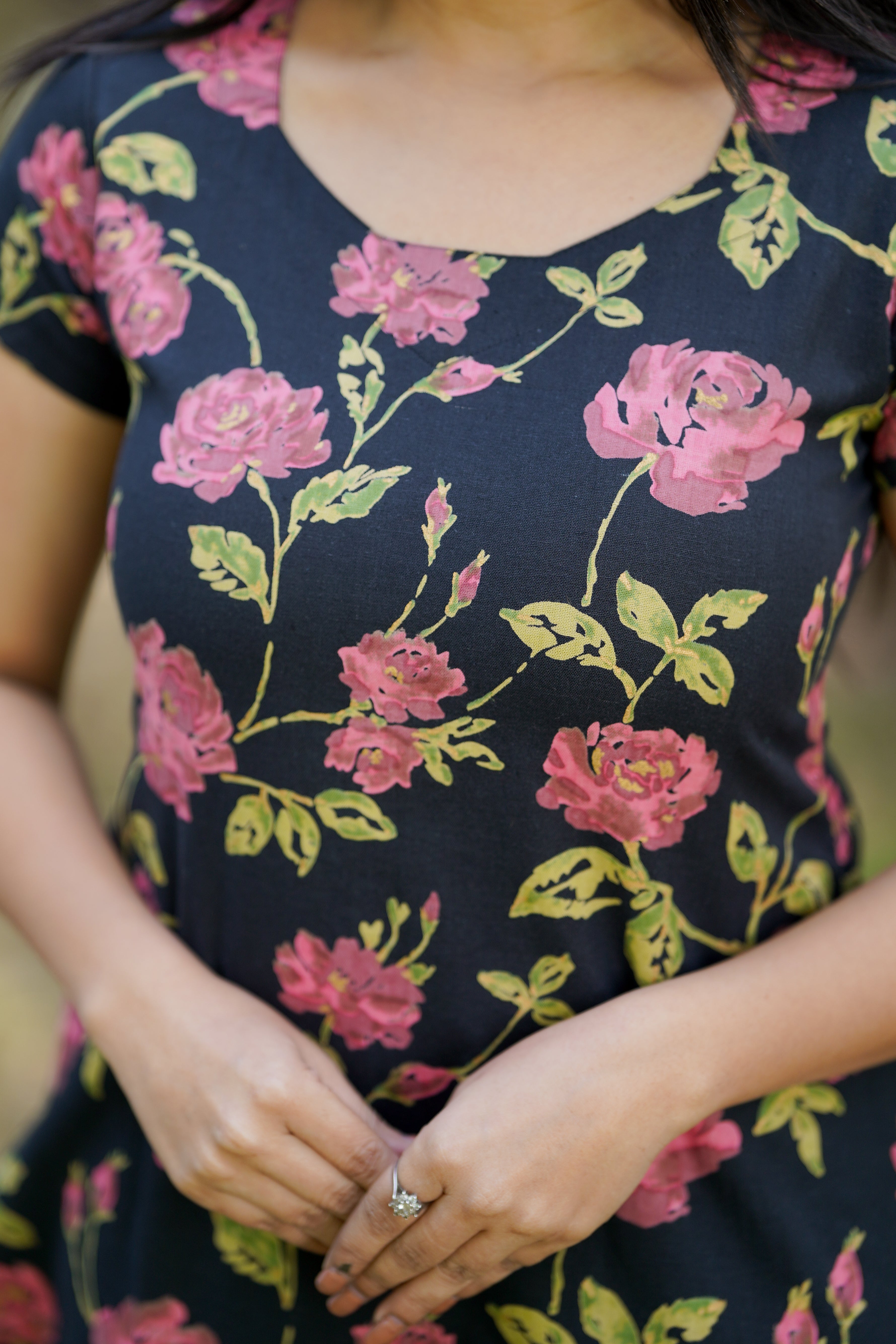 floral cotton fabric with short sleeves