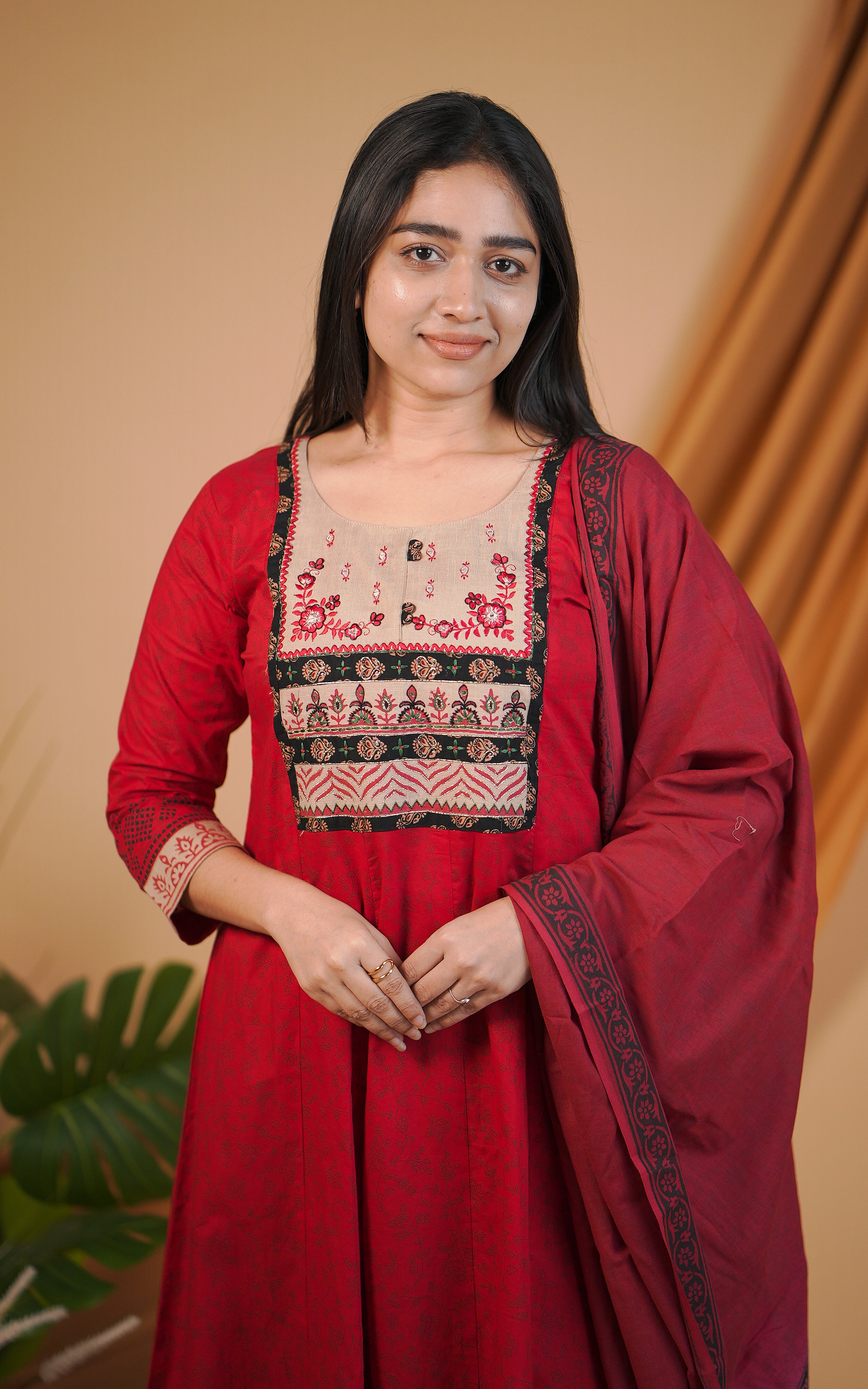 Harinika (Kurti+Dupatta)