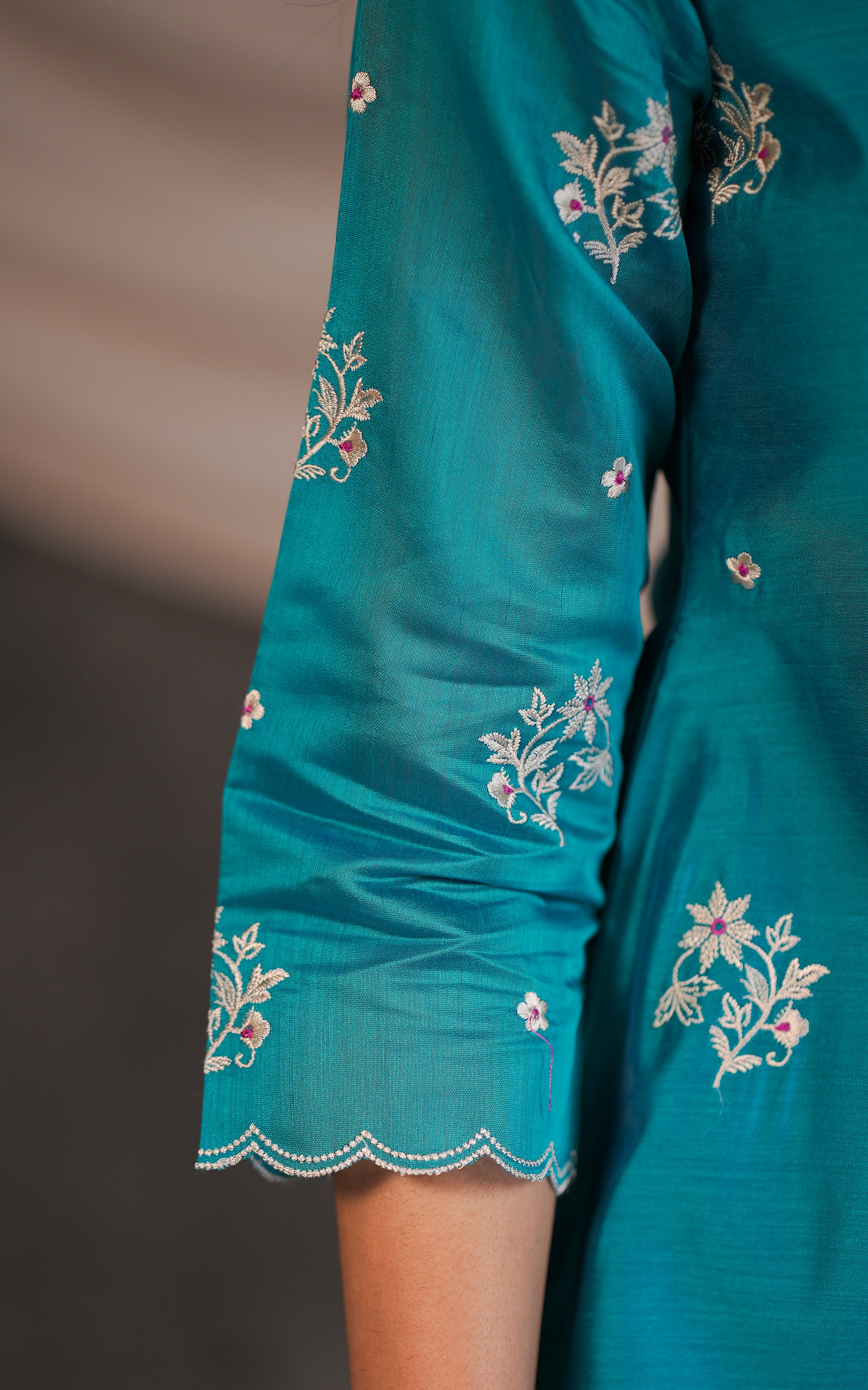 Malarvanam (Kurti+Pant+Dupatta)