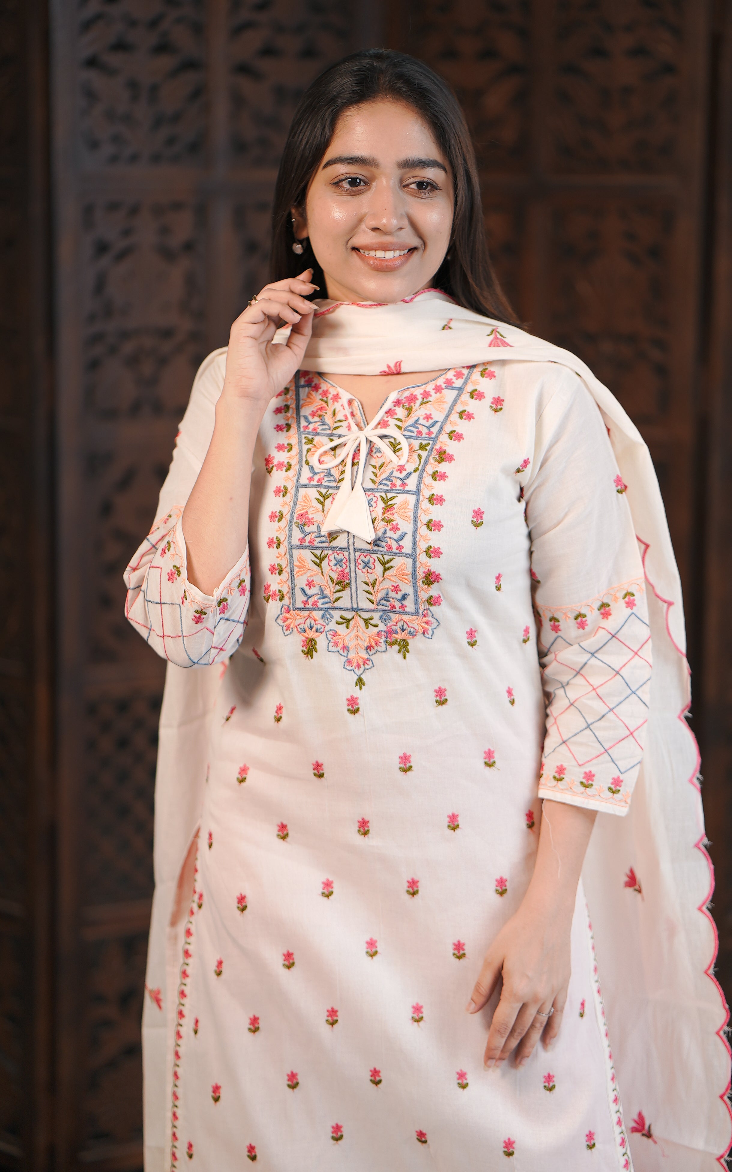 Dharmapriya (Kurti+Dupatta)