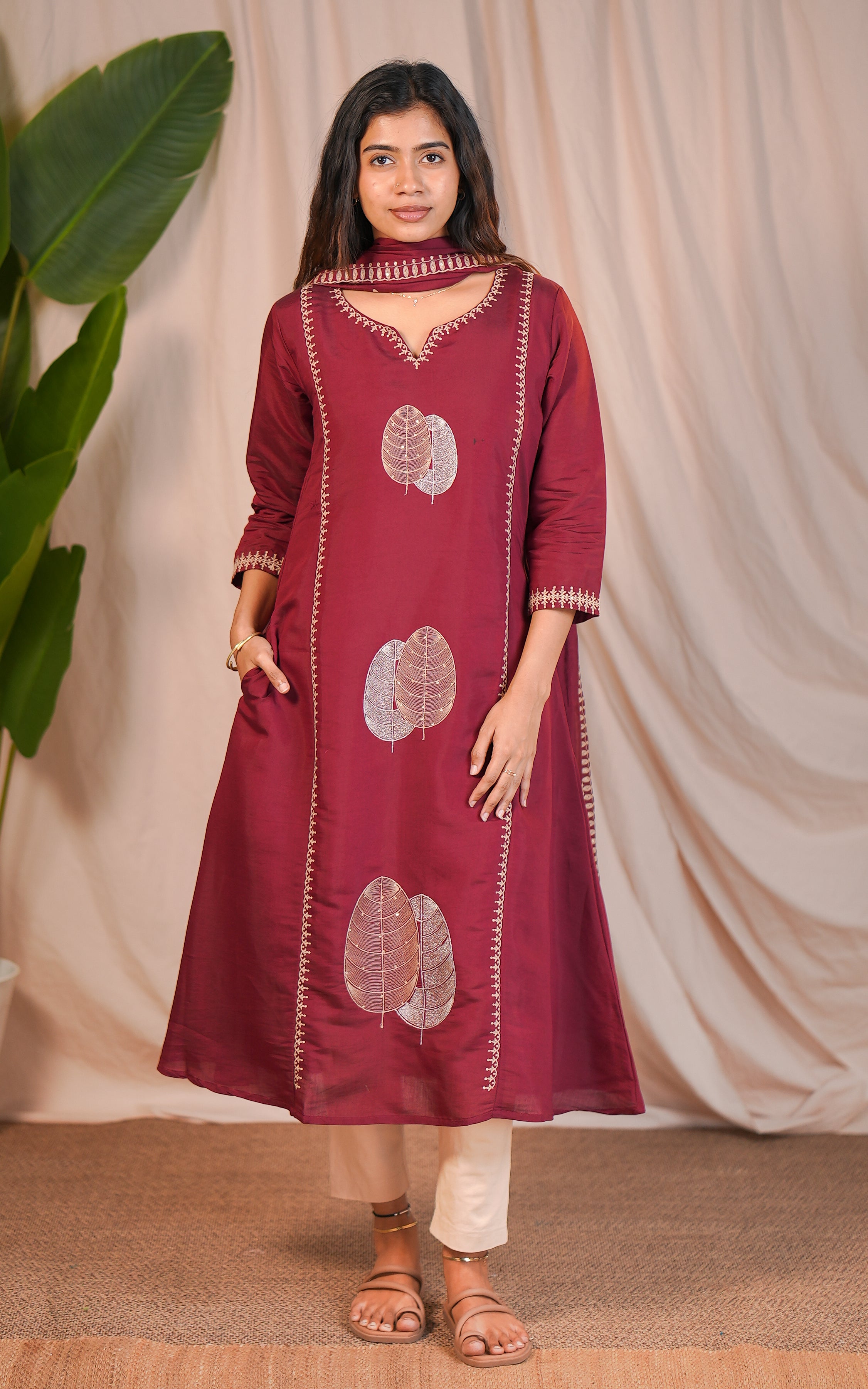 Leafora B (Kurti+Dupatta)