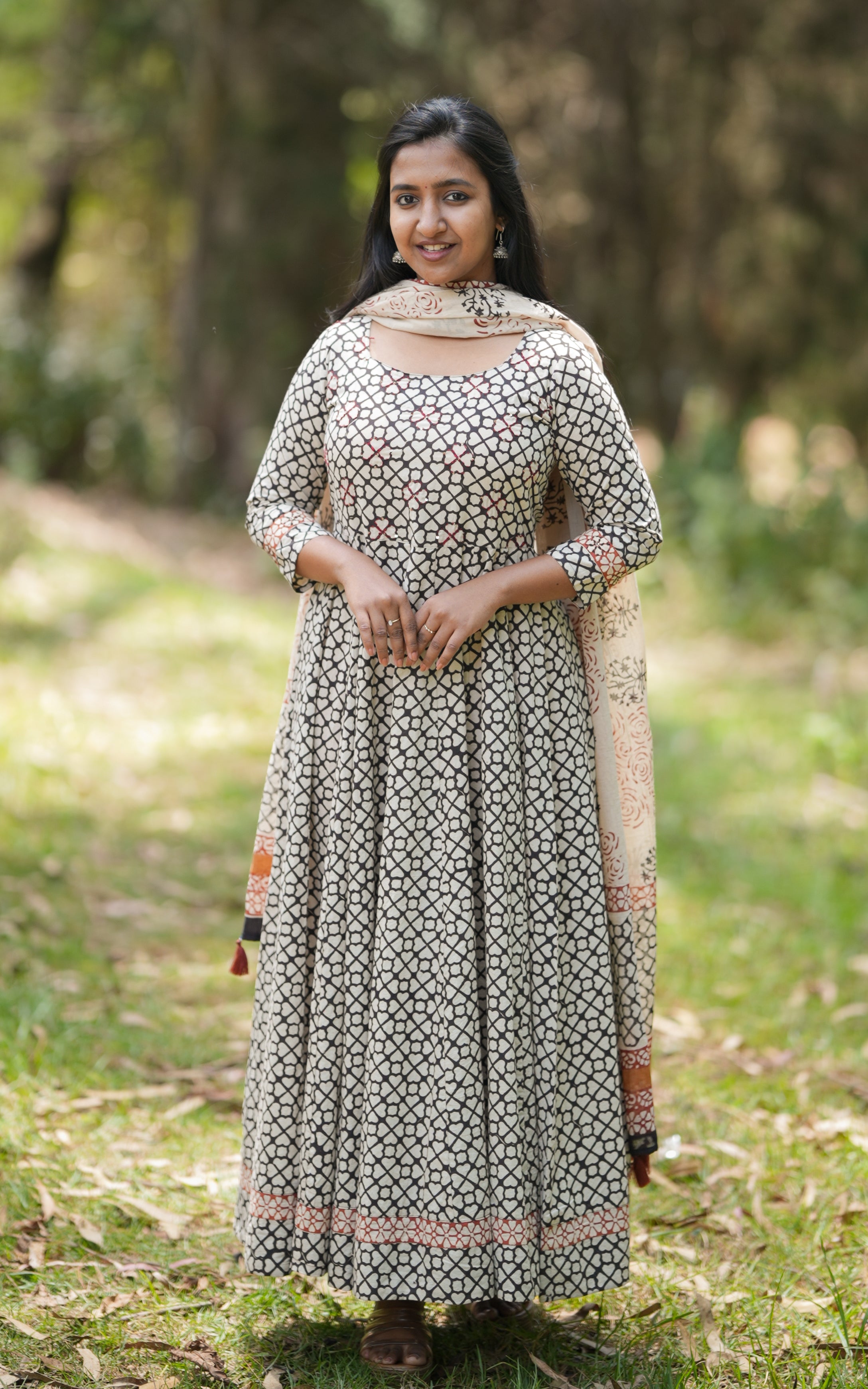 50inch anarkali with duppatta flared anarkali long sleeves