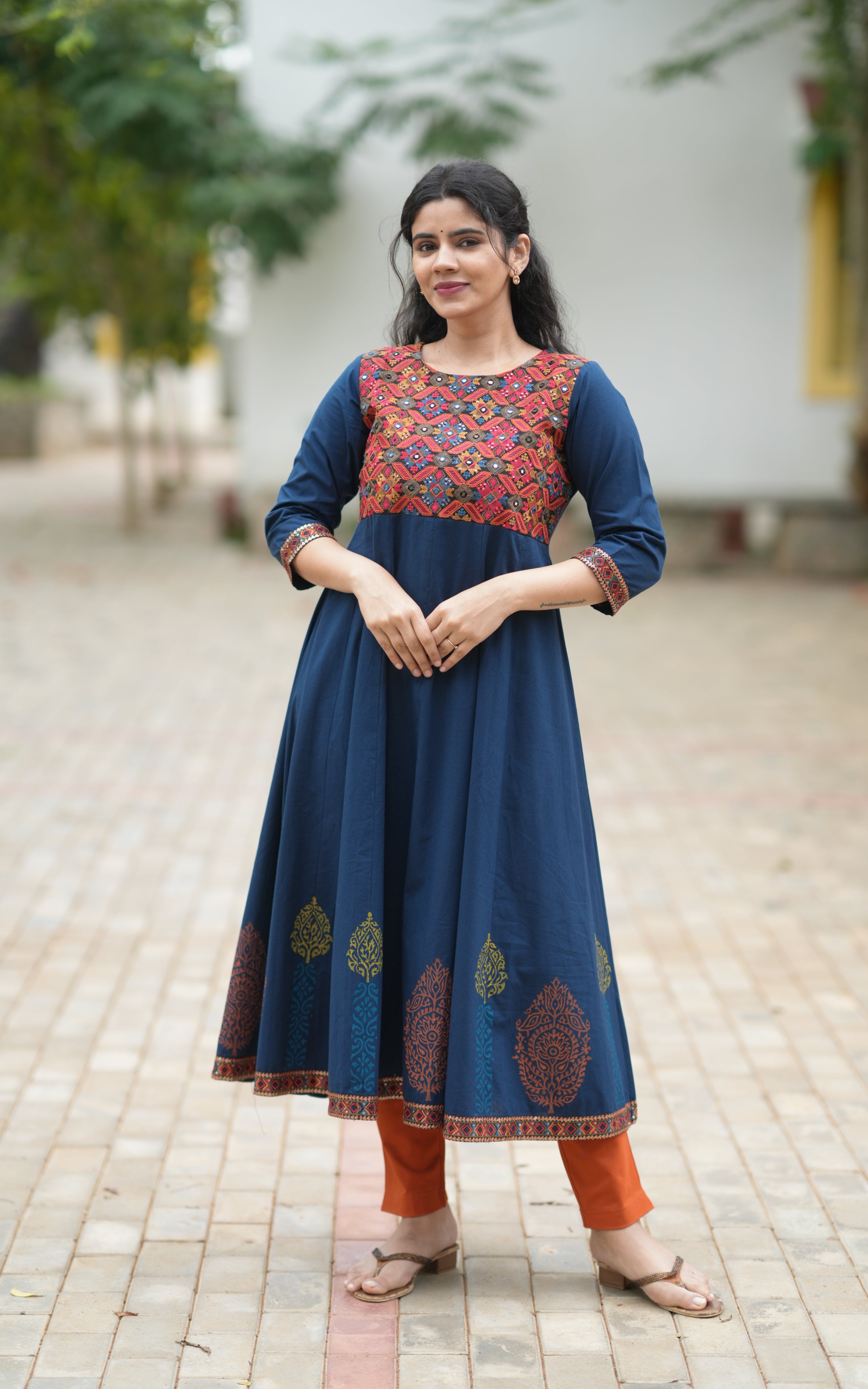 Simple ethnic wear for women