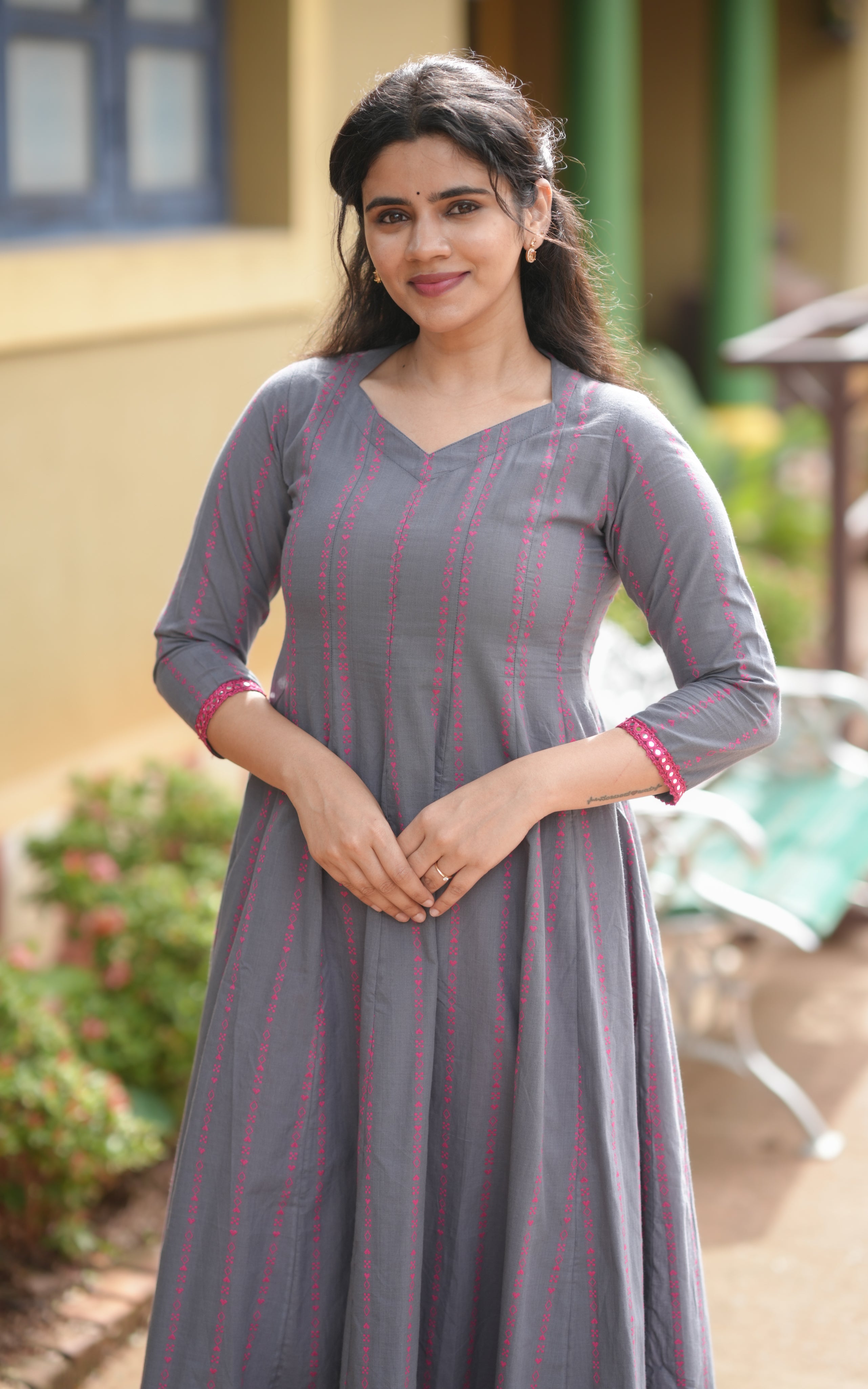 Simple ethnic wear for women