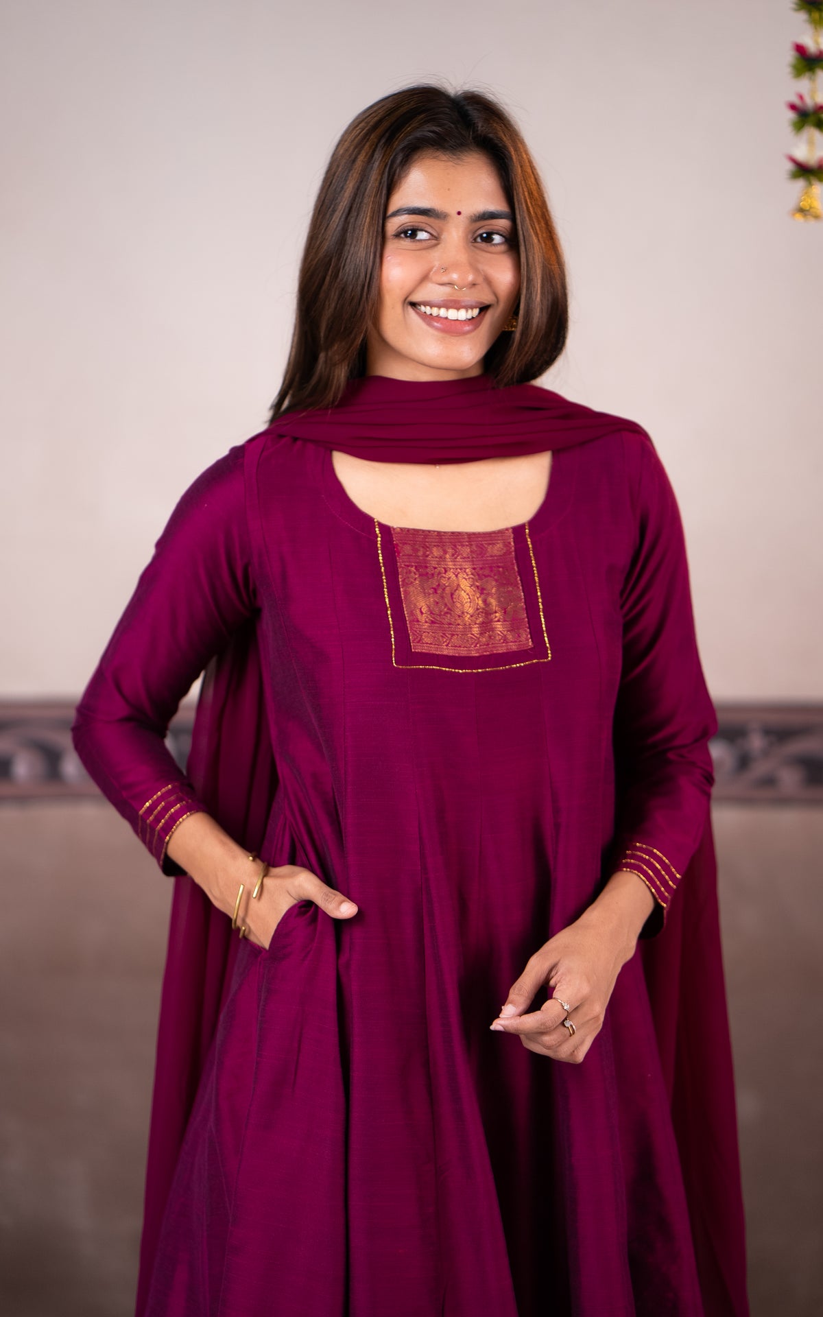 Vintage C (Kurti+Dupatta)