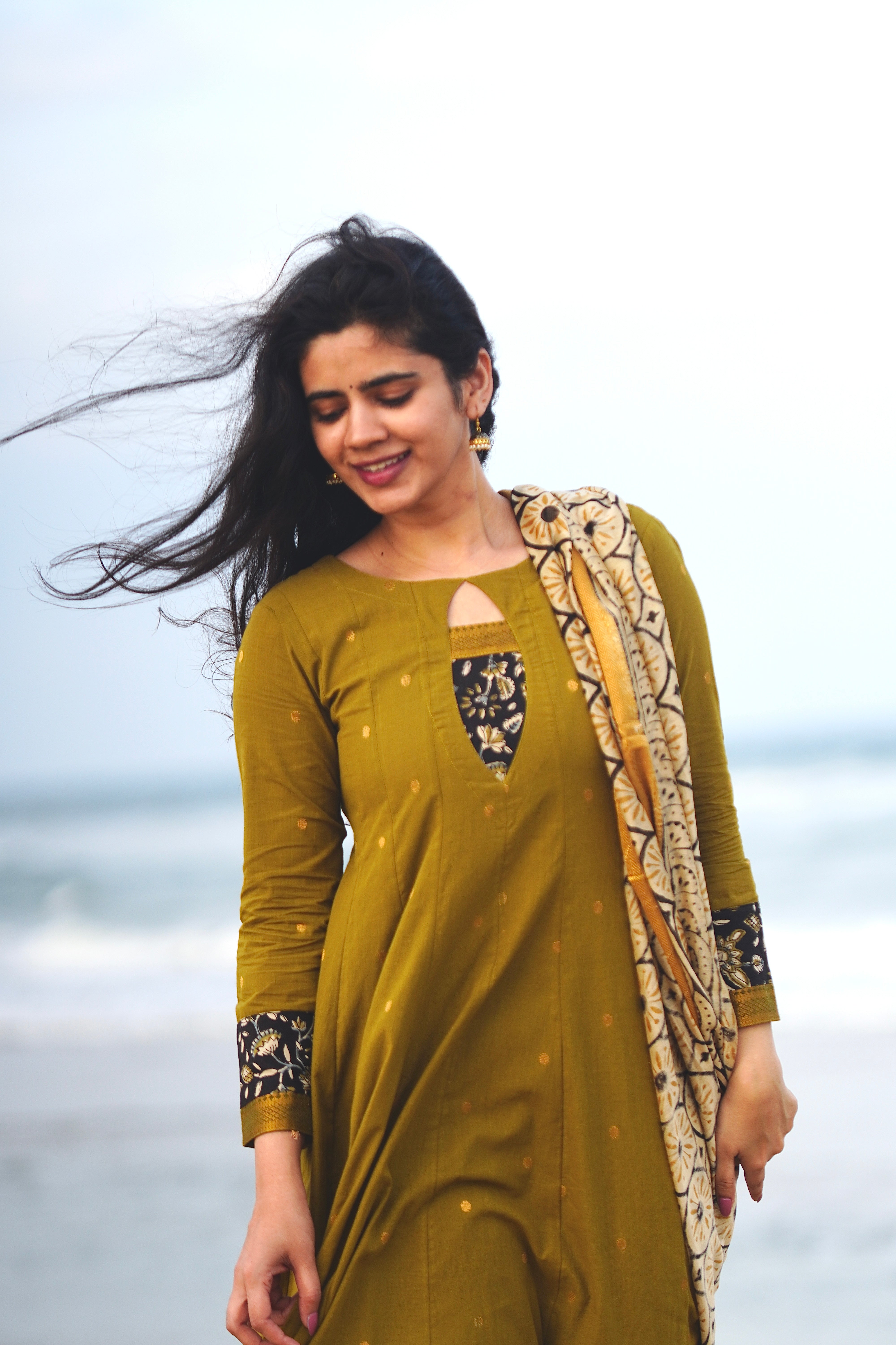 Aazhimathi (Kurti+Dupatta)
