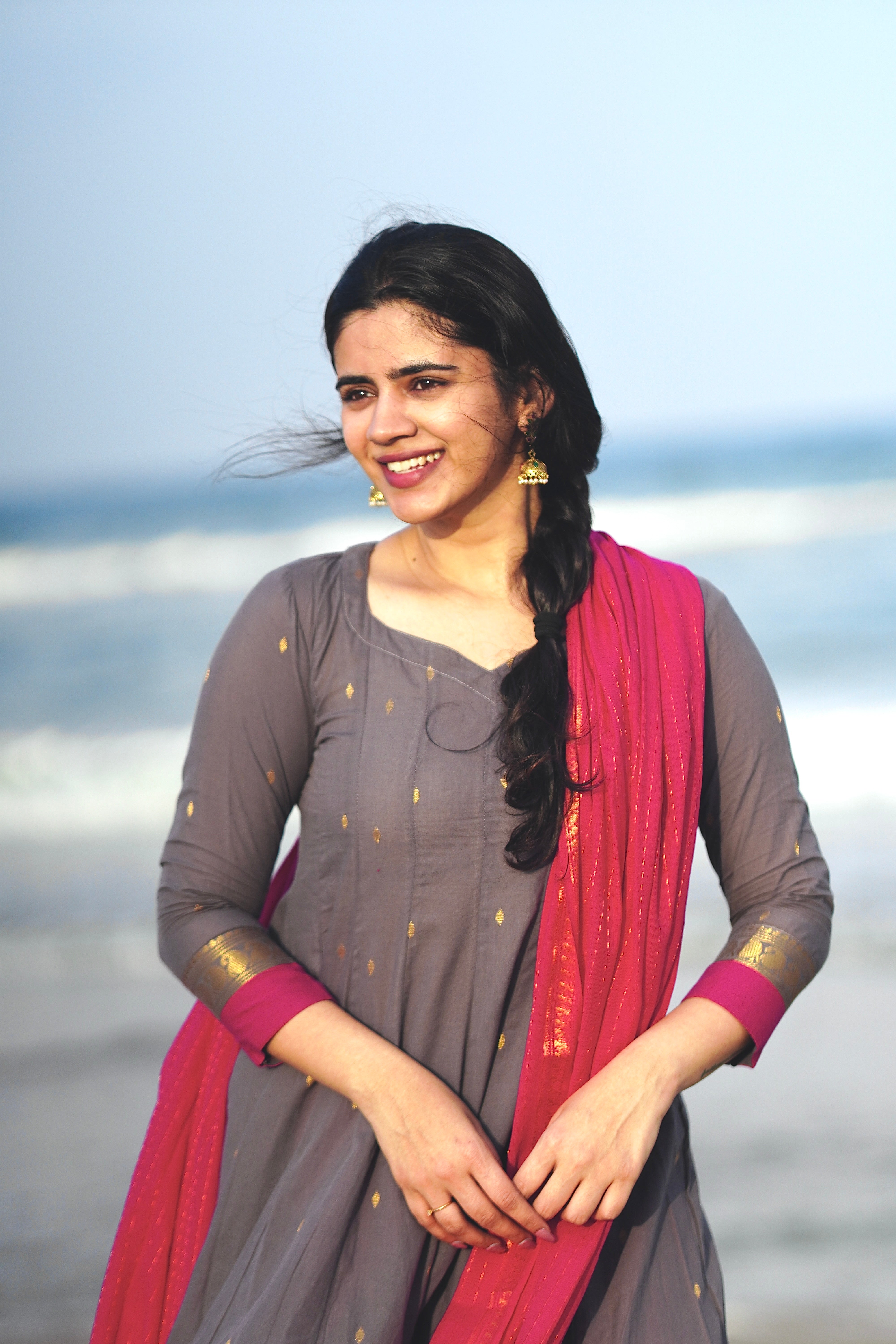 Kundhavai Grey (Kurti+Dupatta)