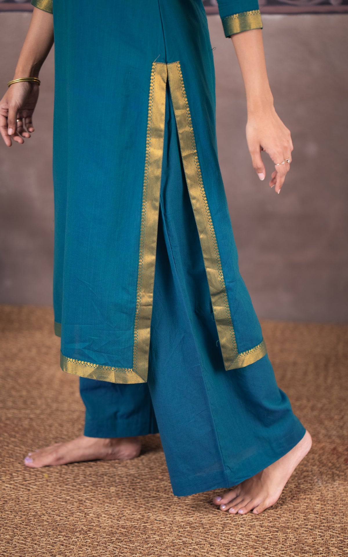 Vintage Set G (Kurti+Pant+Dupatta)