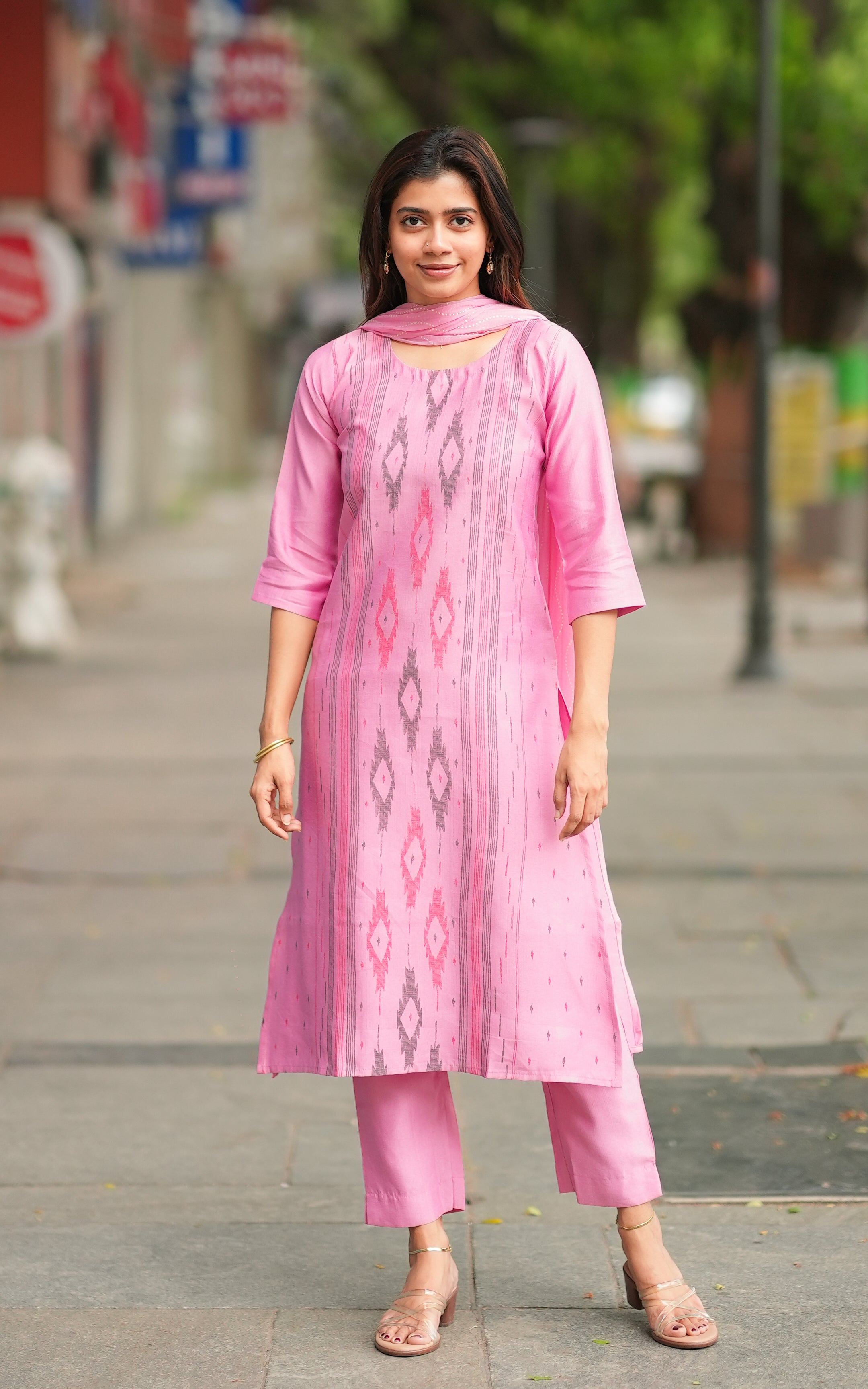 Aaravi (Kurti+Pant+Dupatta)