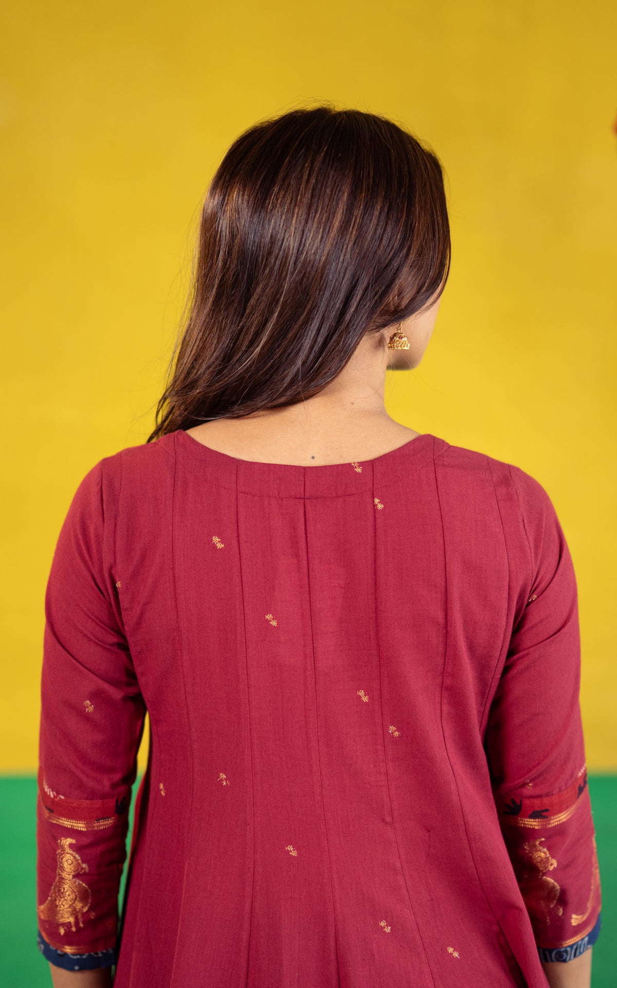 Vintage Vizha Paingili (Kurti+Dupatta)