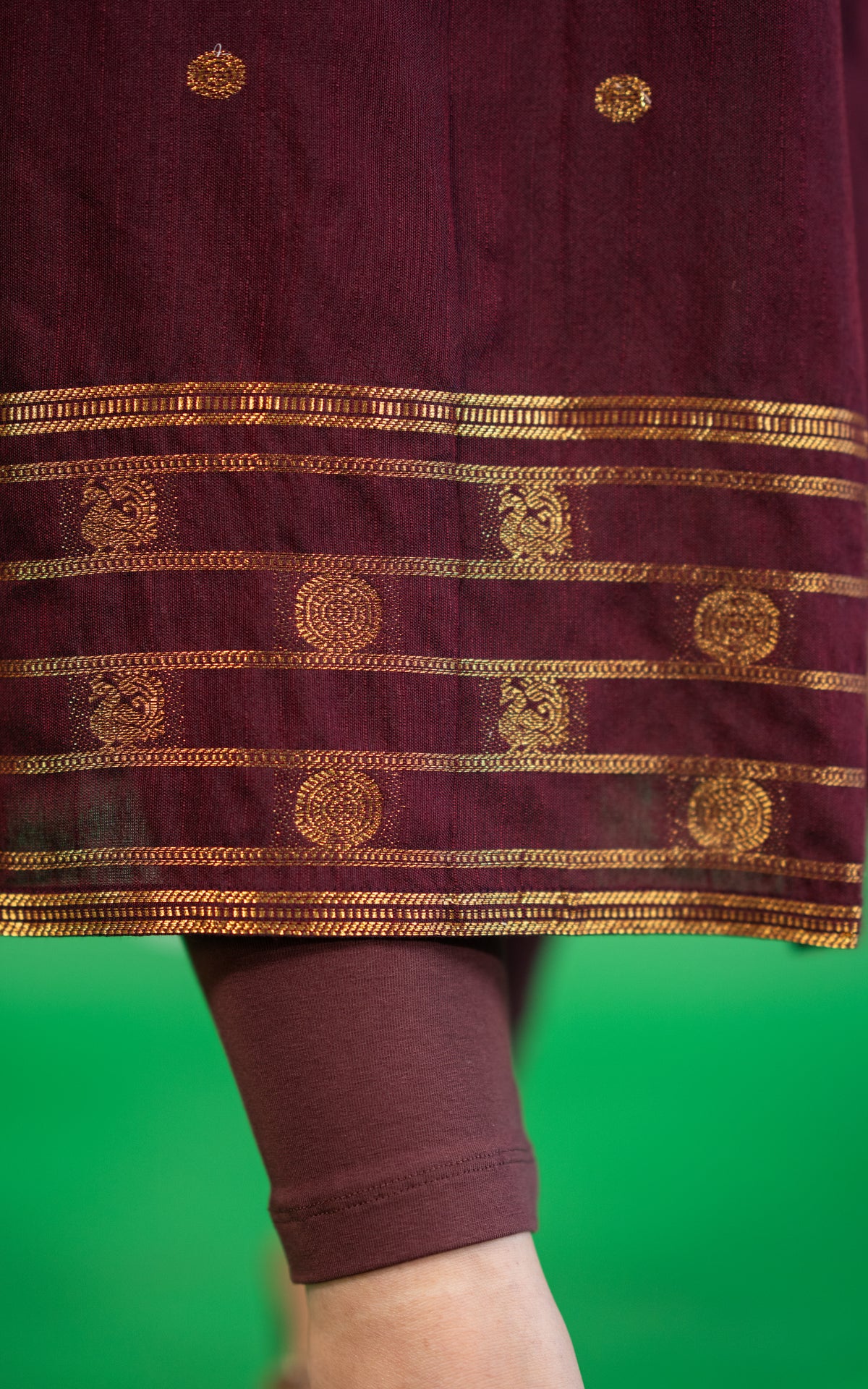 Rudra Mayil Border Coffee Brown
