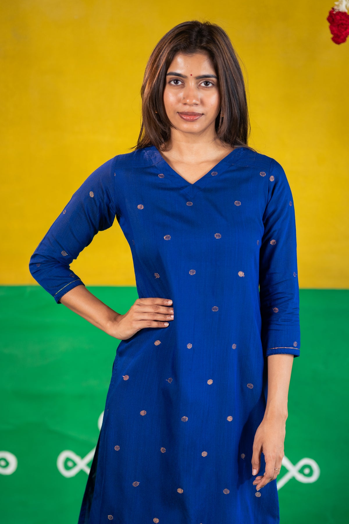 Rudra Mayil Border Royal Blue