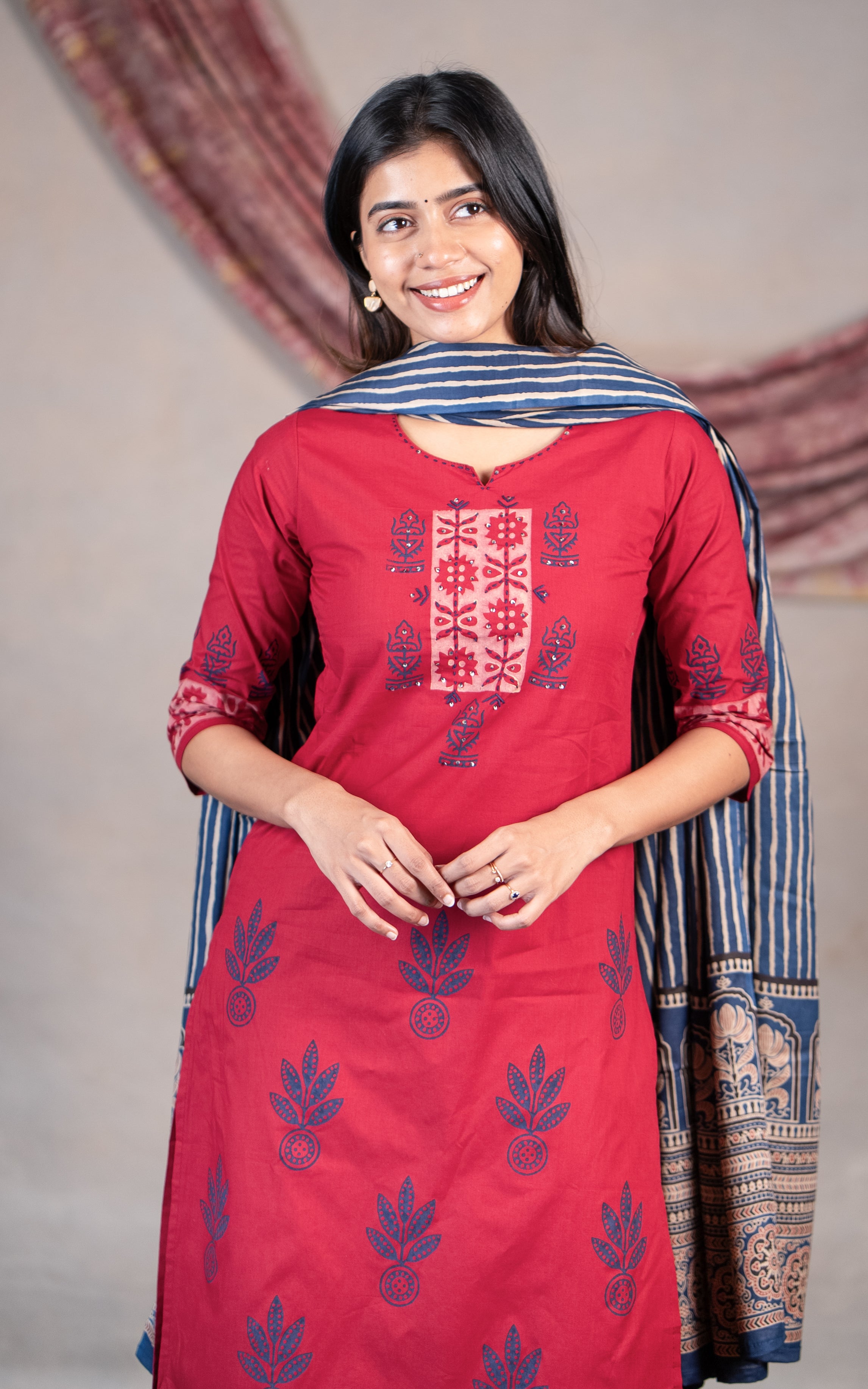 Raksha (Kurti+Pant+Dupatta)