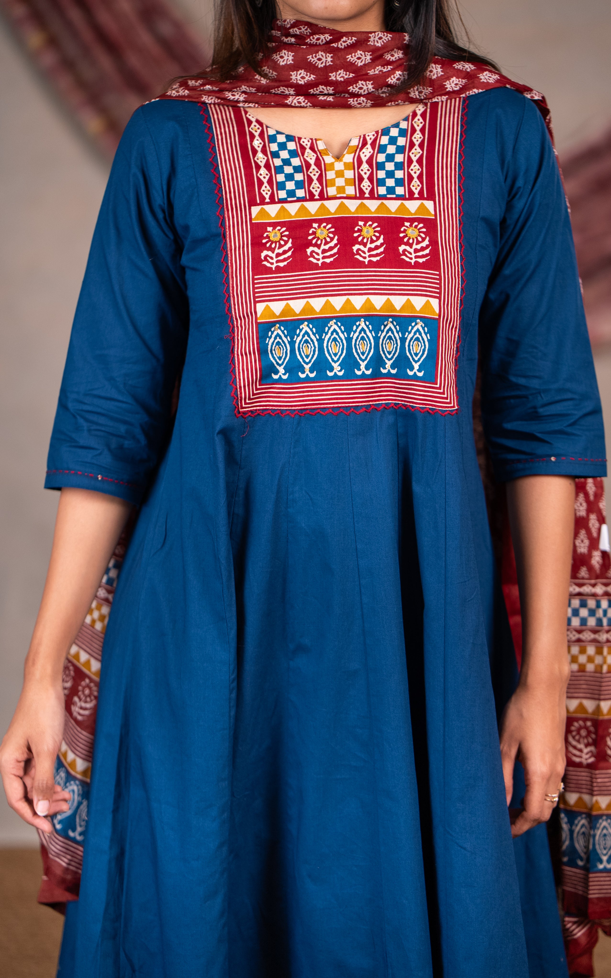 Mathiyazhagi Blue (Kurti+Dupatta)
