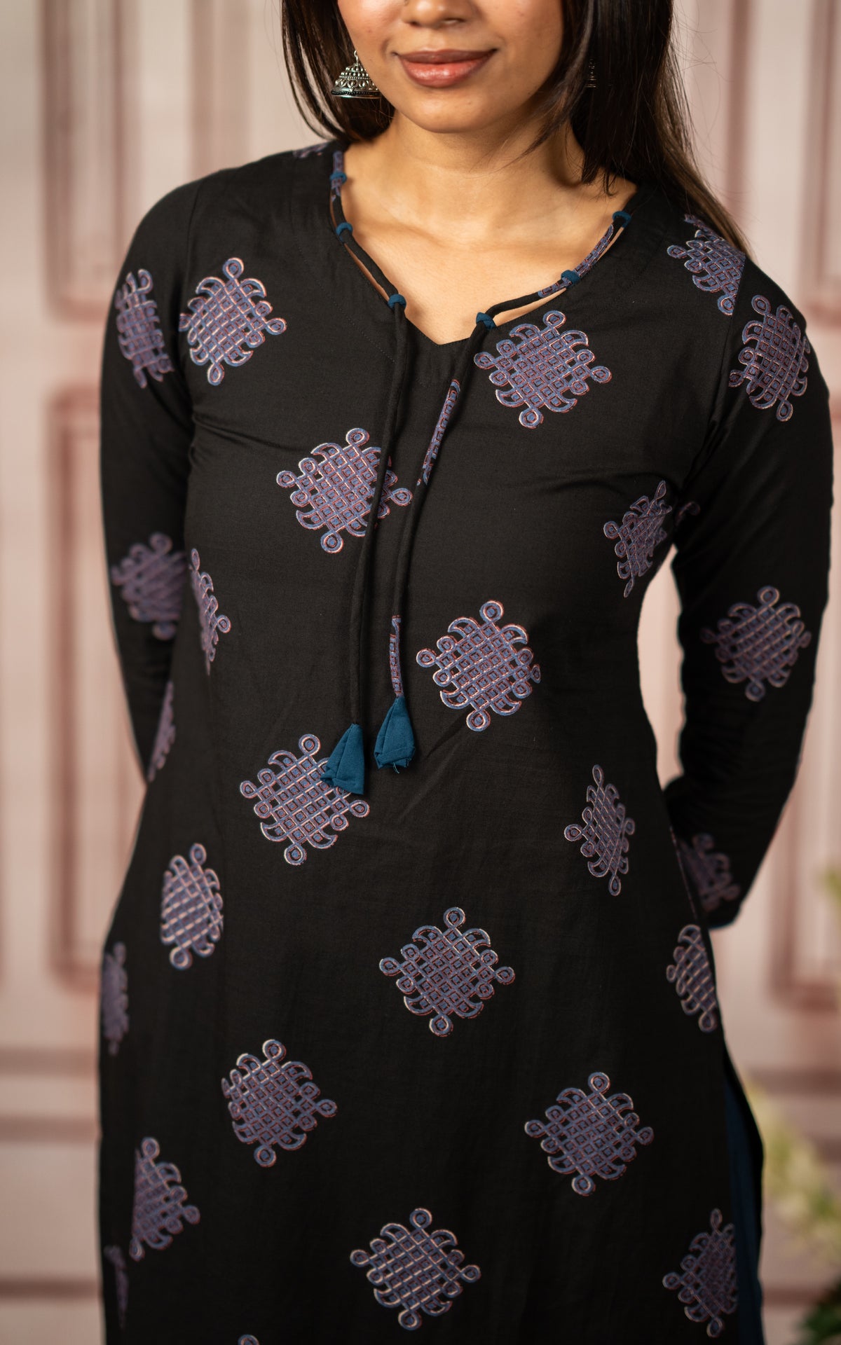 Dhinam Oru Kolam (Kurti+Dupatta)