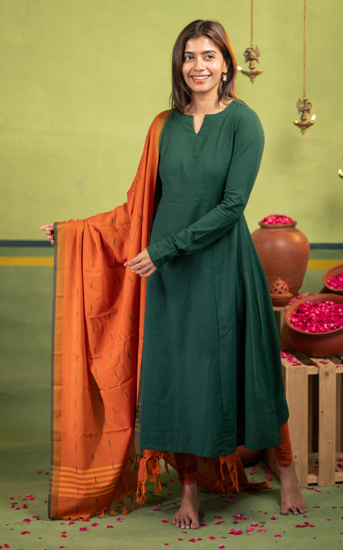 Kadhalar Dhinam Festive B (Kurti+Dupatta)
