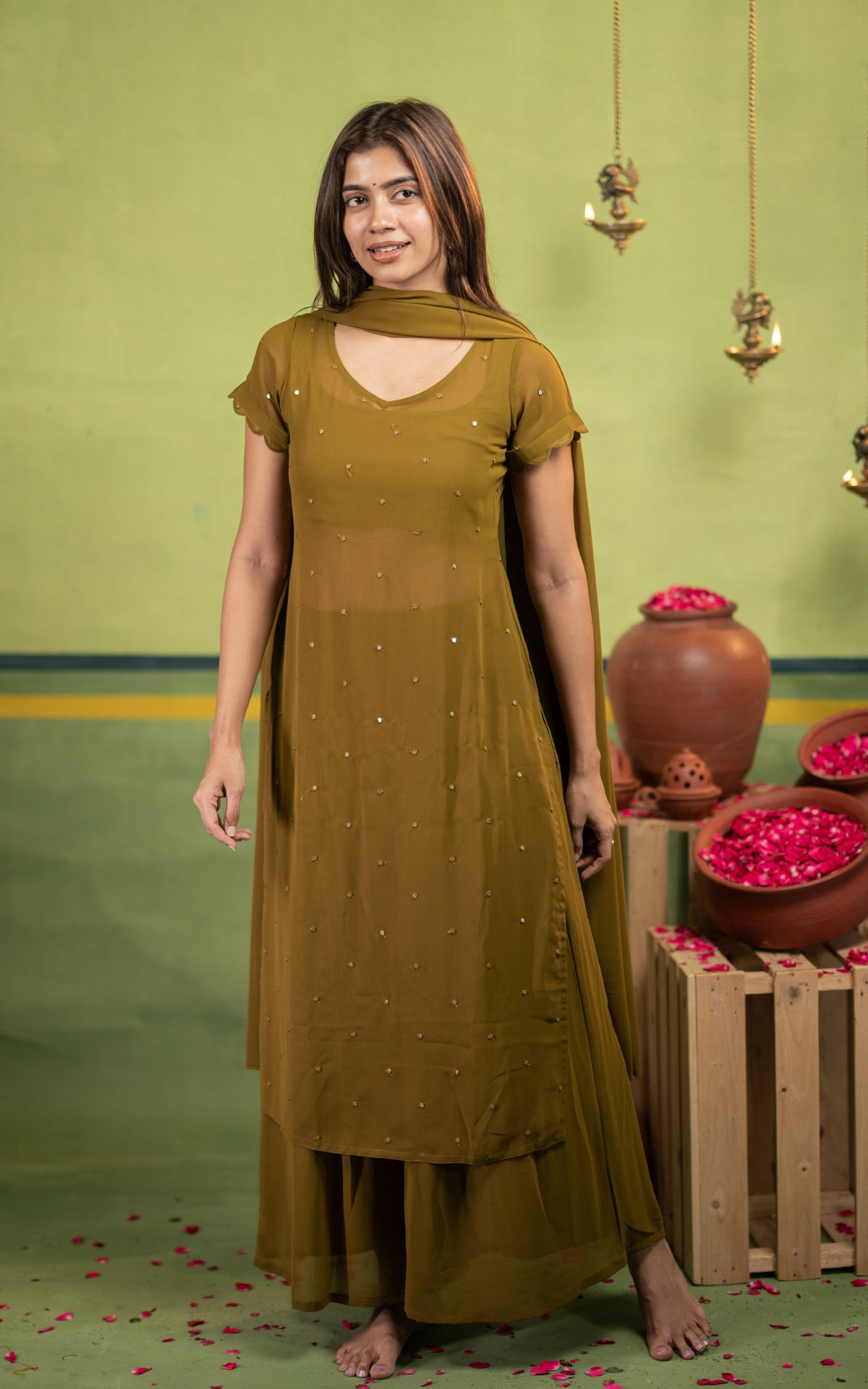 Minnale Petals Mehandi Green (Kurti+Pant+Dupatta)