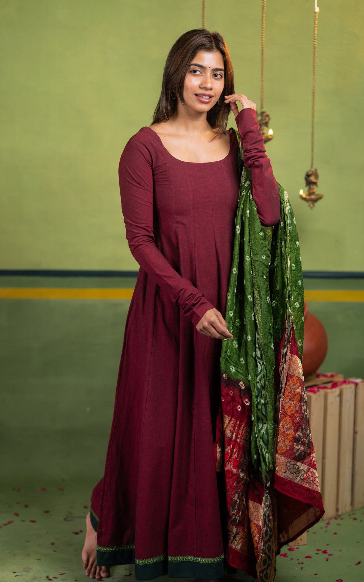 Yazhini Maroon (Kurti+Dupatta)