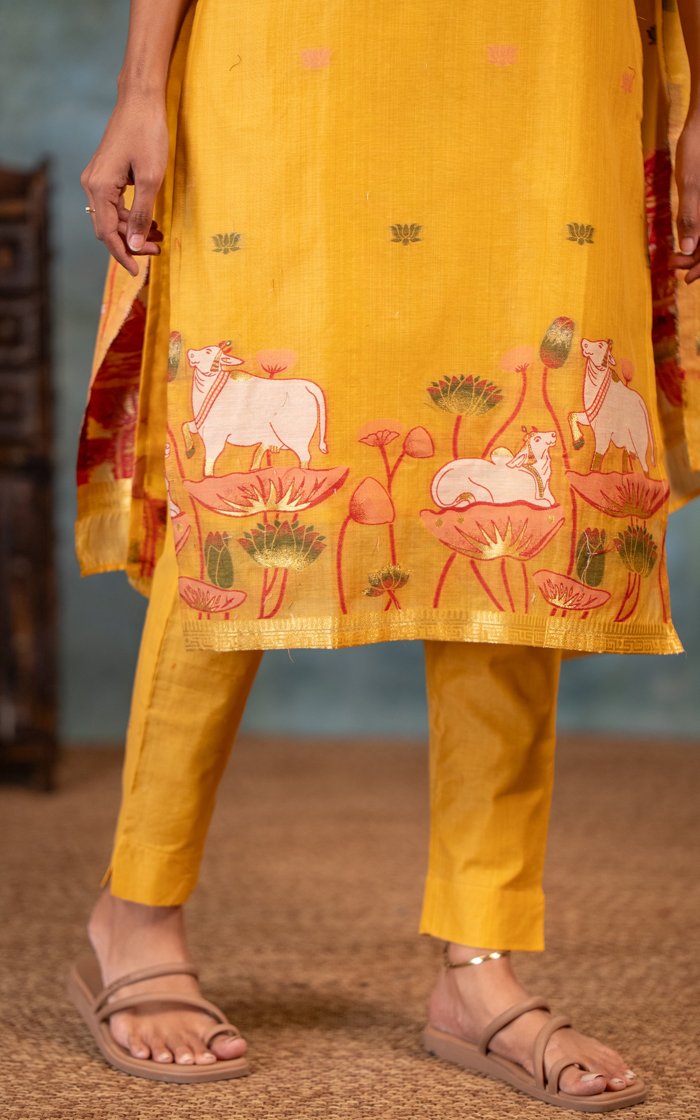 Varnisha (Kurti+Pant+Dupatta)