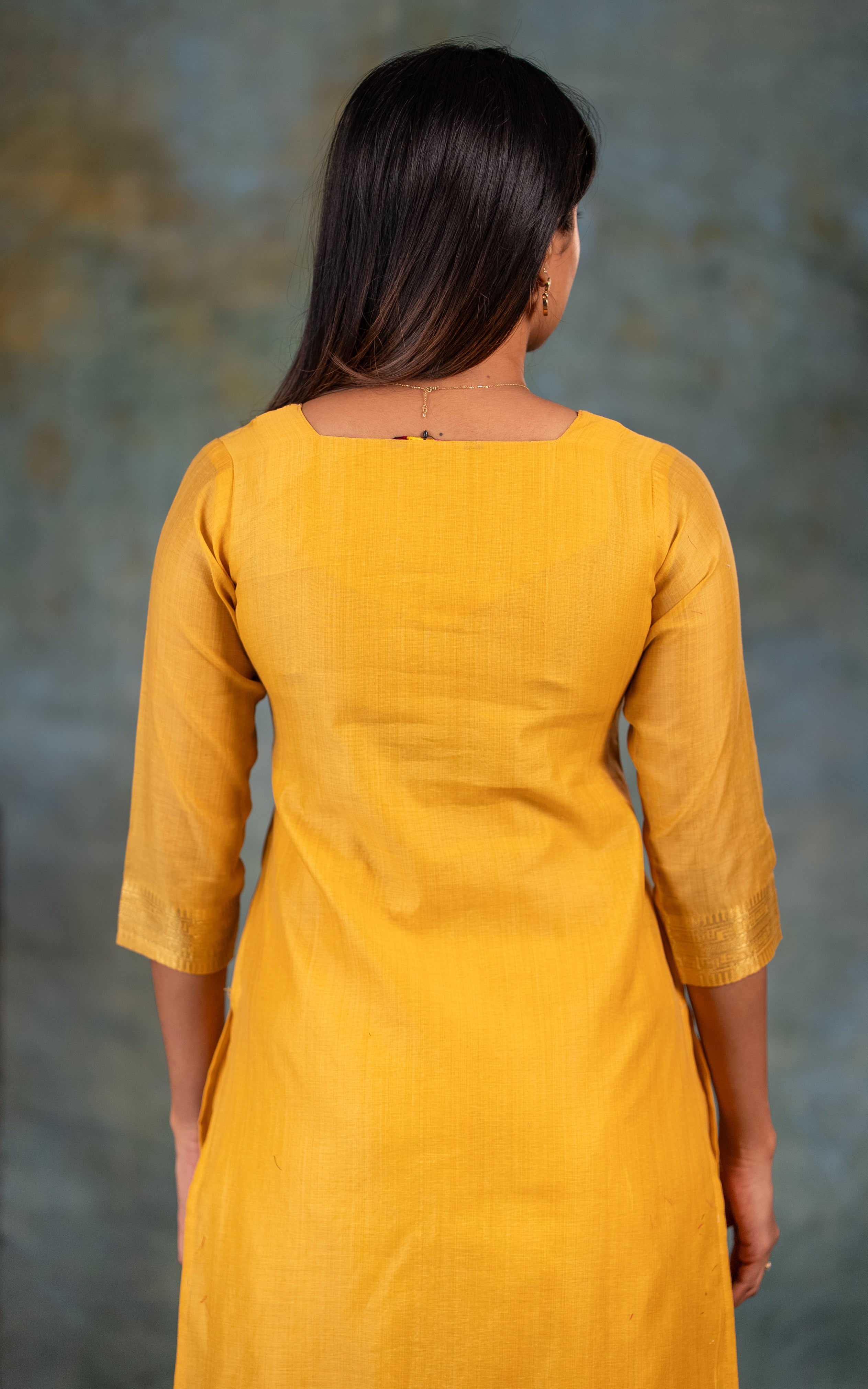 Varnisha (Kurti+Pant+Dupatta)