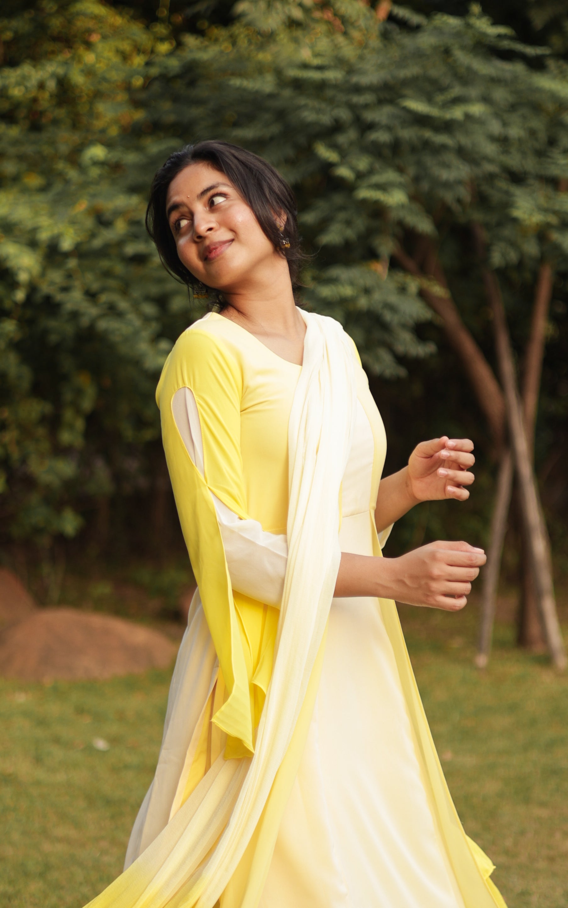 Munbe Vaa Yellow (Kurti+Dupatta) KURTIS instore